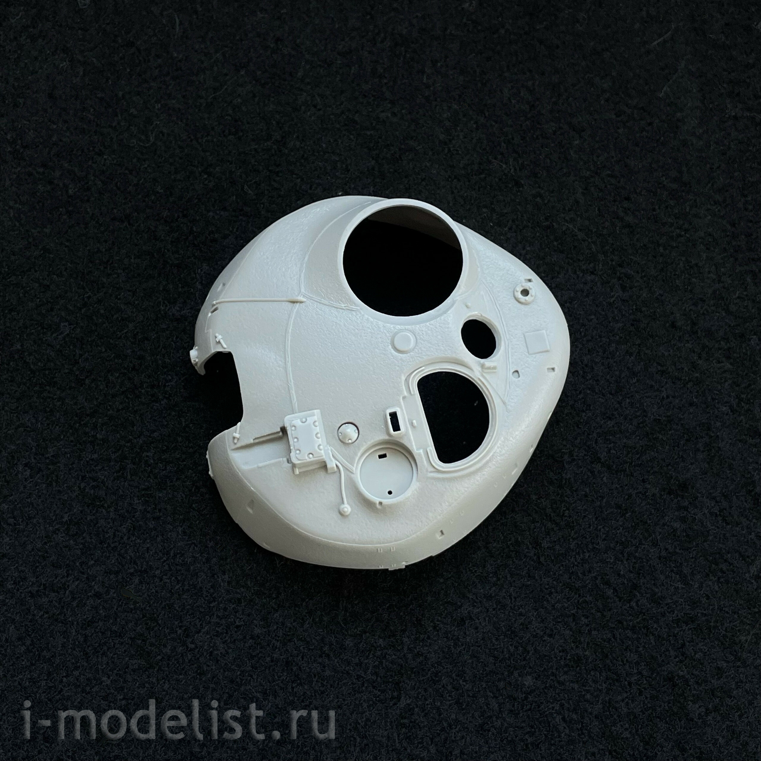 09603 Trumpeter 1/35 Russian T-72M tank (licensed by UVZ)