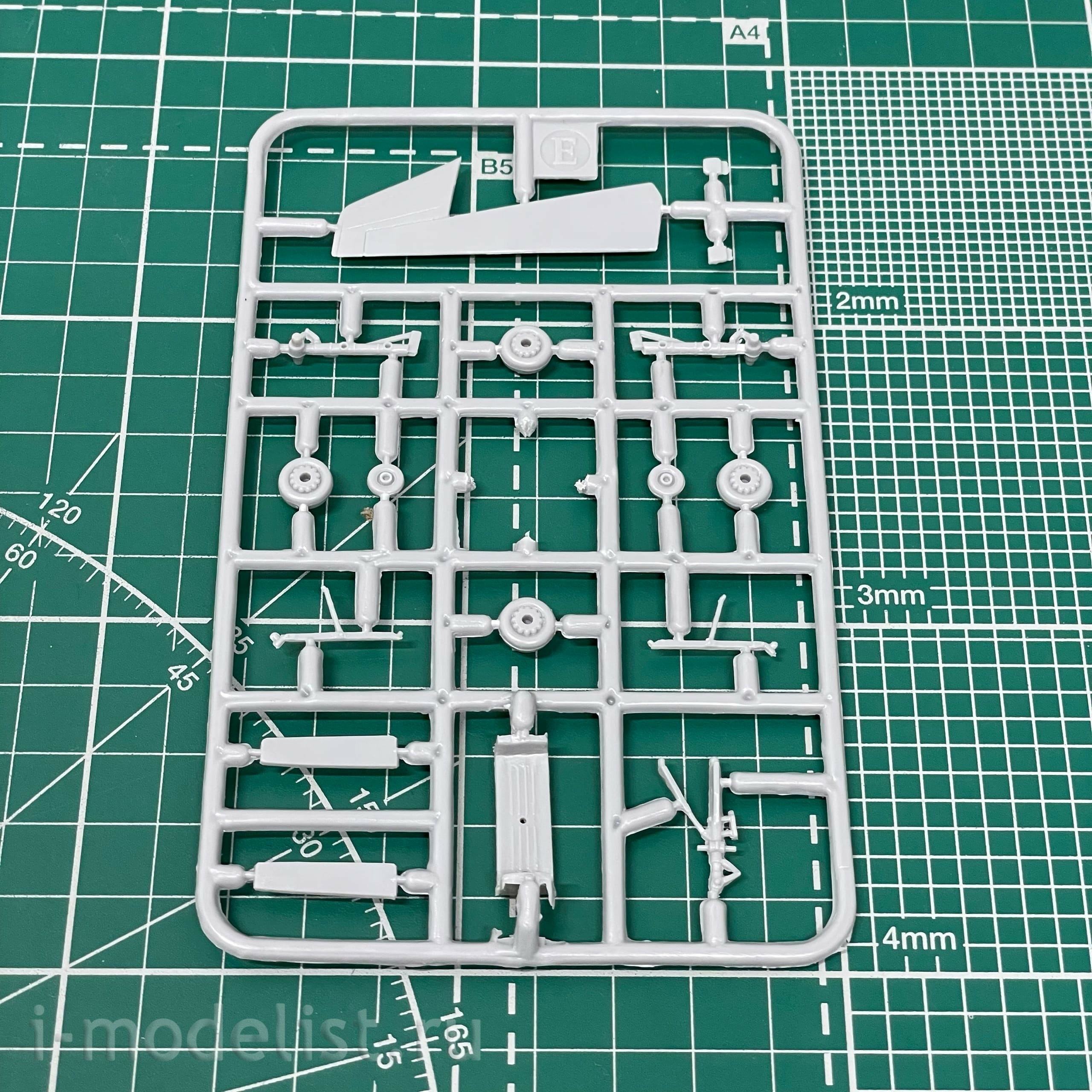 14429-1 Orient Express 1/144 Airliner A-318 British