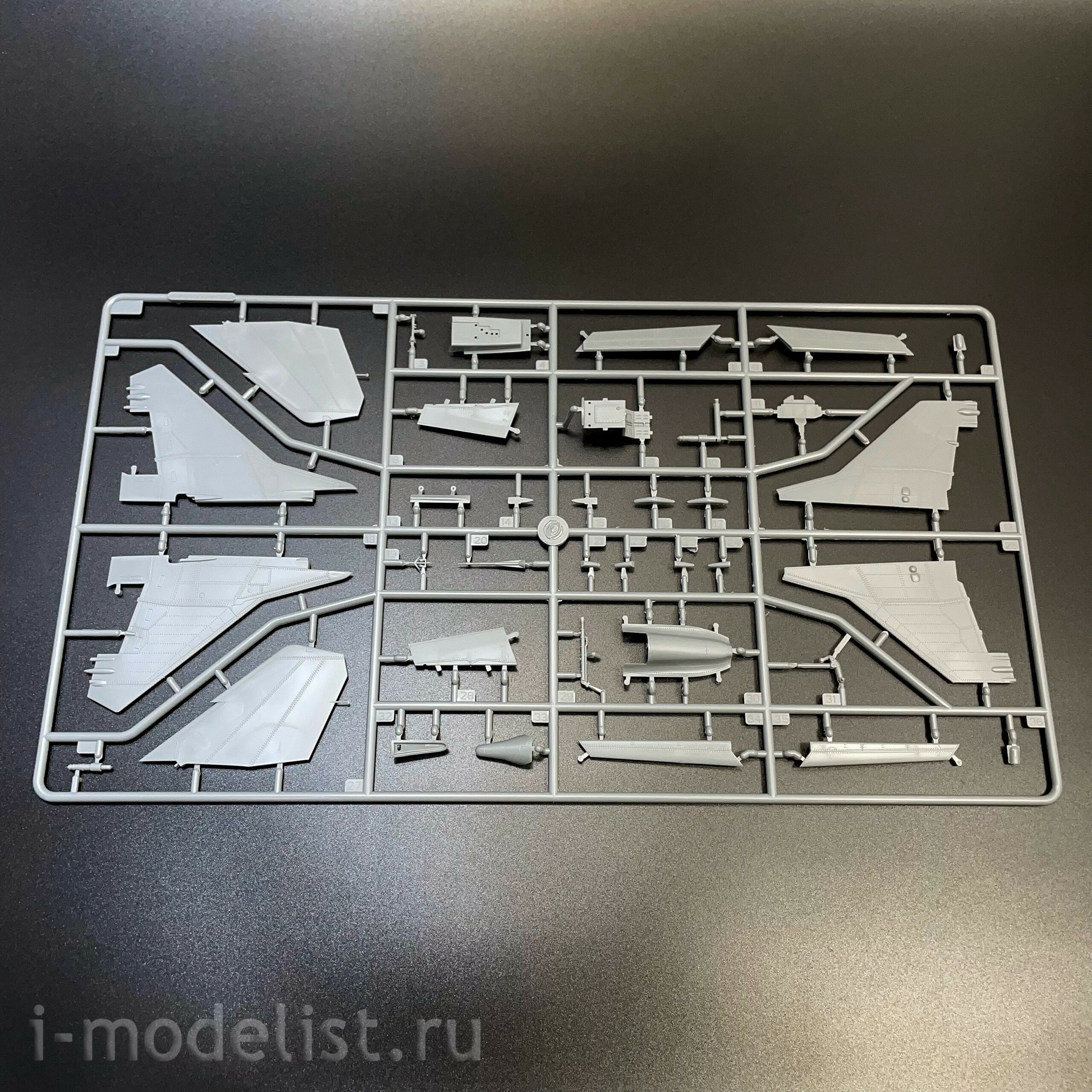 81787 HobbyBoss 1/48 Российский многофункциональный лёгкий истребитель 