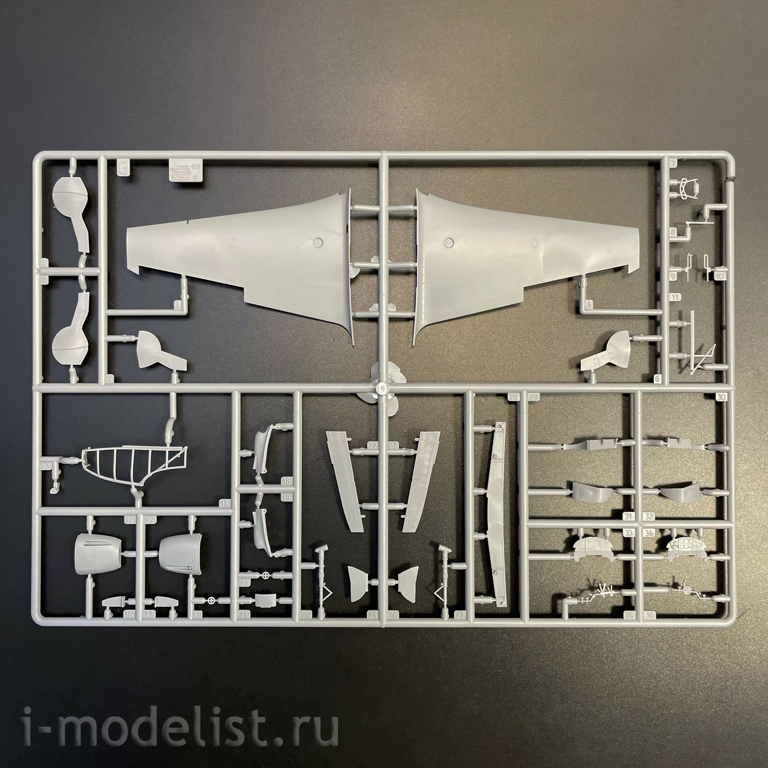 4831ГП Zvezda 1/48 Герои Победы. Советский истребитель Як-9Т