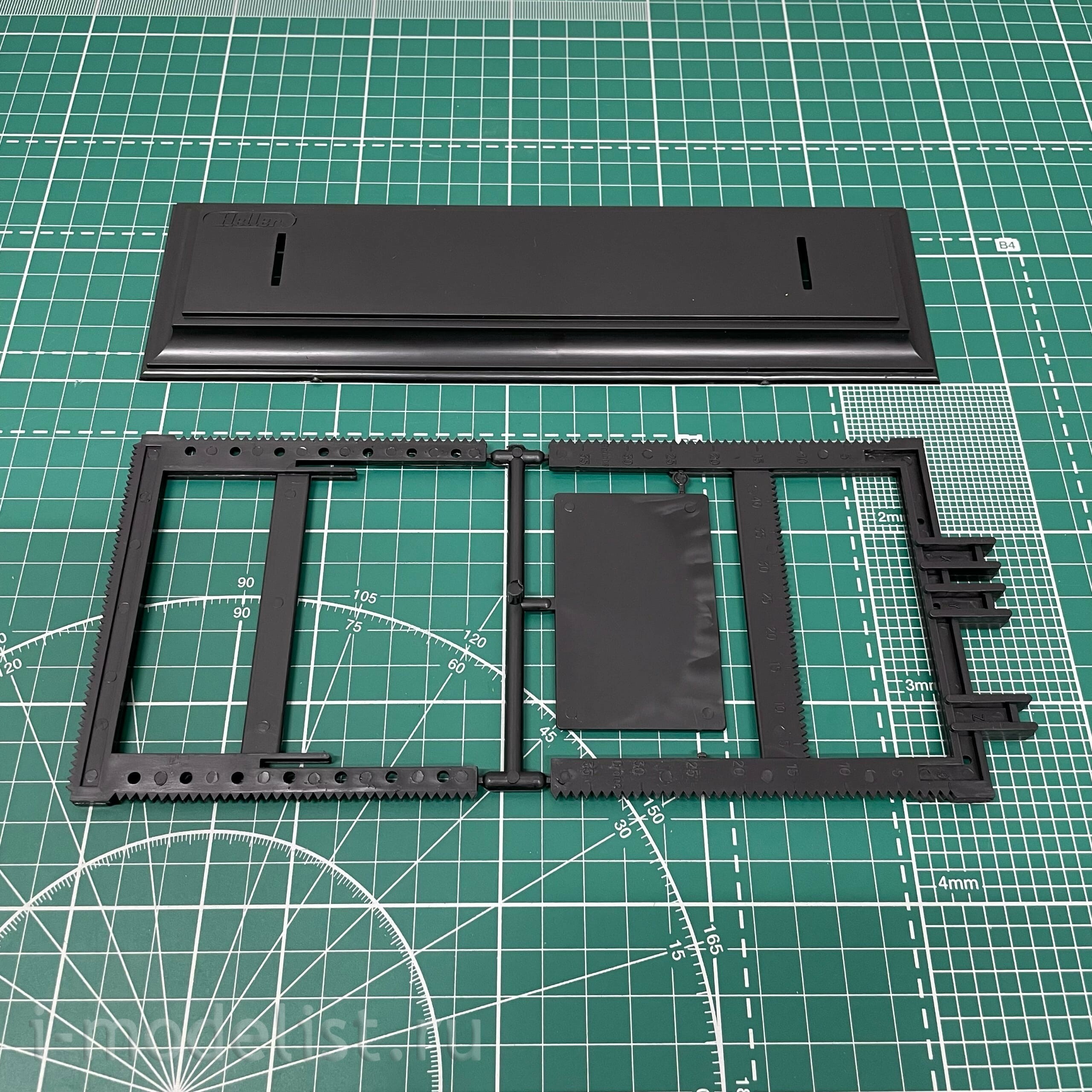 115060 Modeler 1/150 Ship 