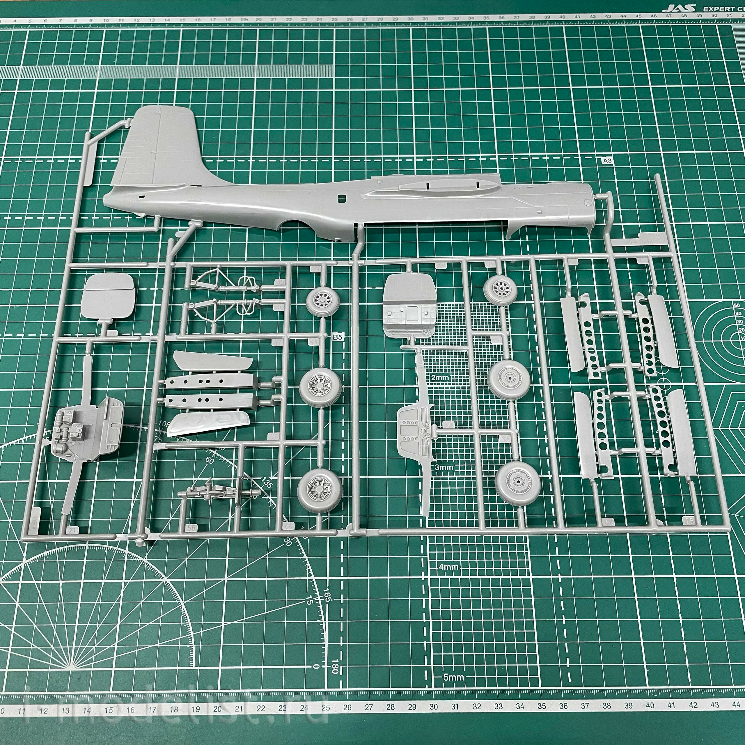 85-5524 Revell 1/48 A-26B Invader