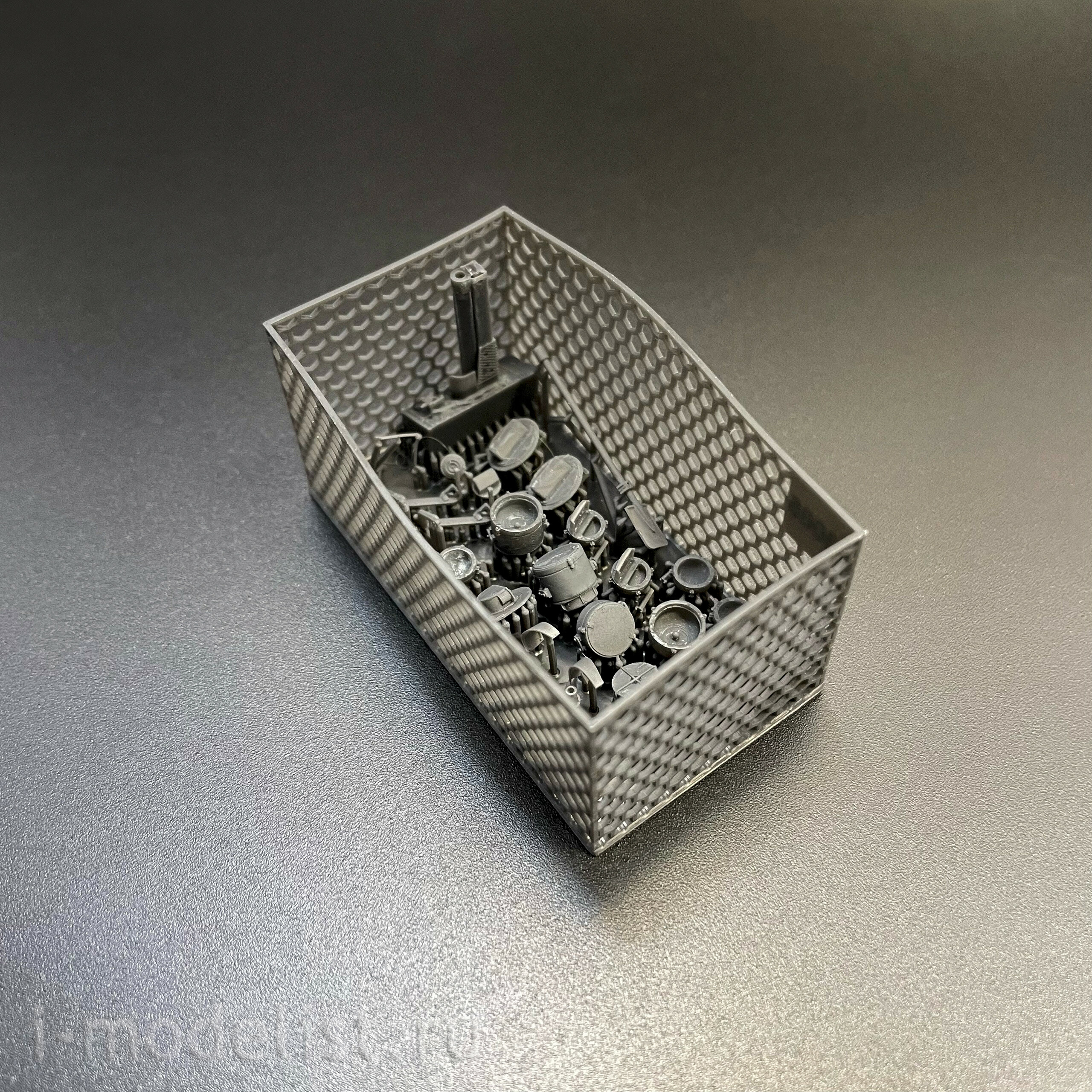 GE43005 GE Models 1/43 Боевая машина десанта БМД-2