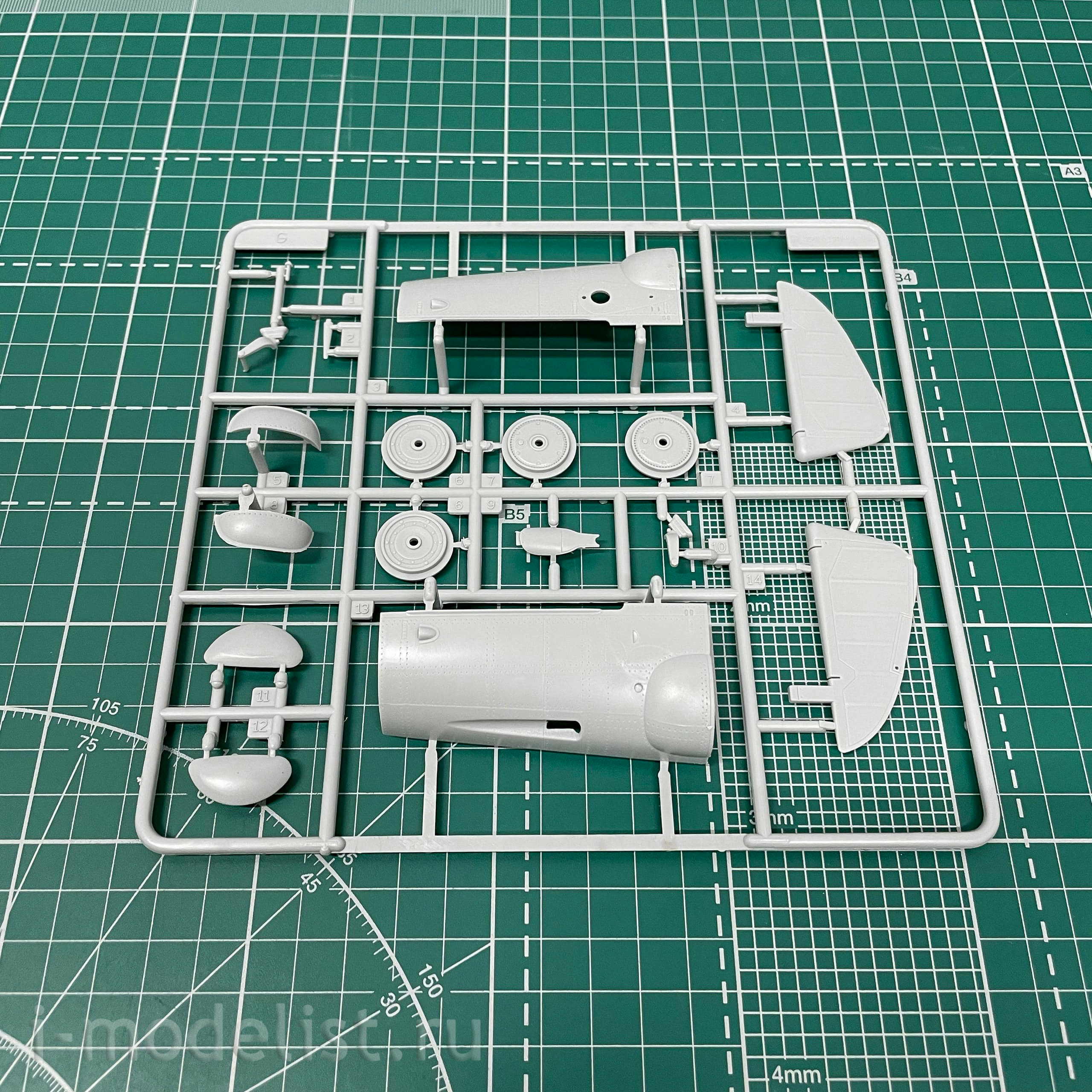 02408 Trumpeter 1/24 Messerschmitt Bf 109 G-6 aircraft late version