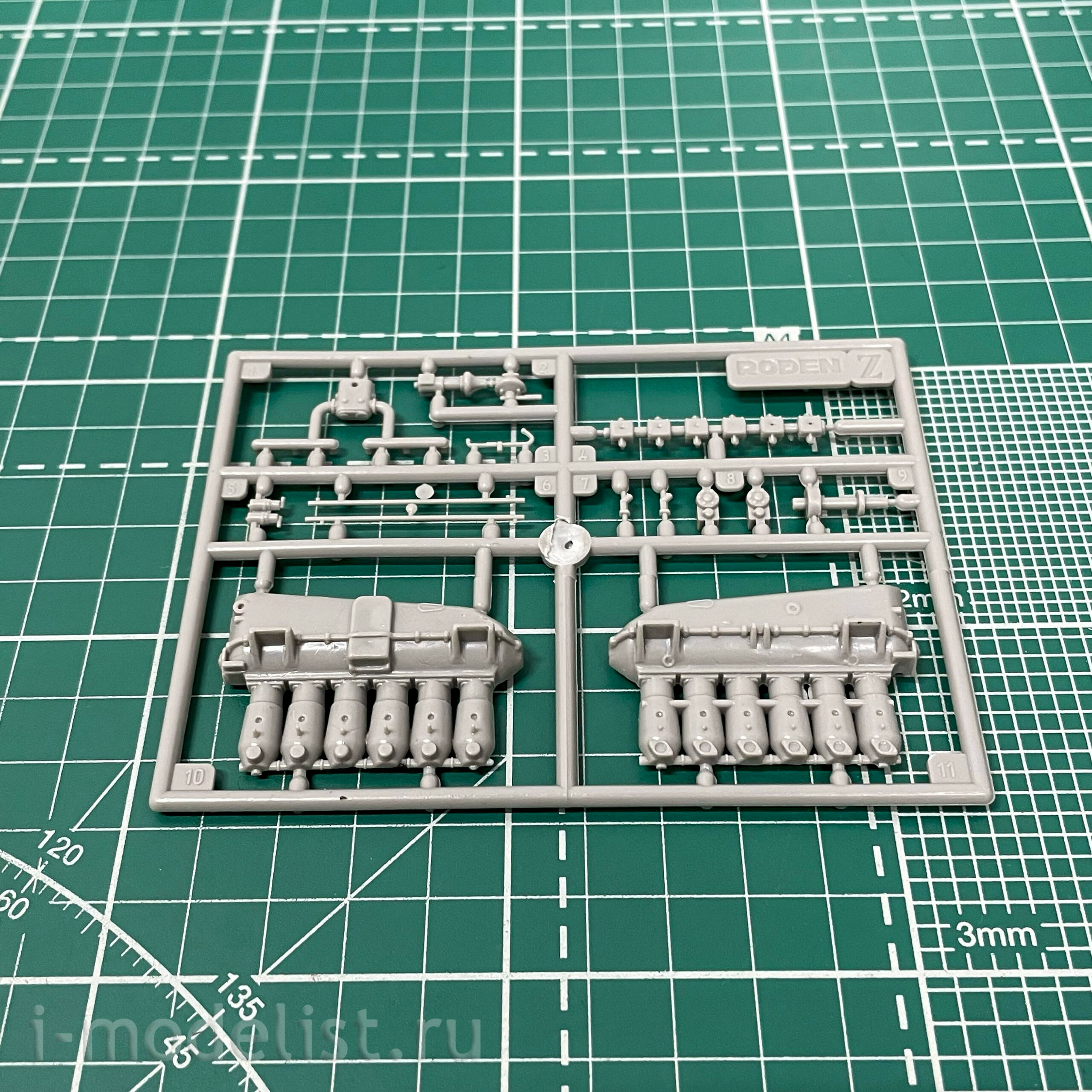 613 Roden 1/32 Pfalz D. III Aircraft