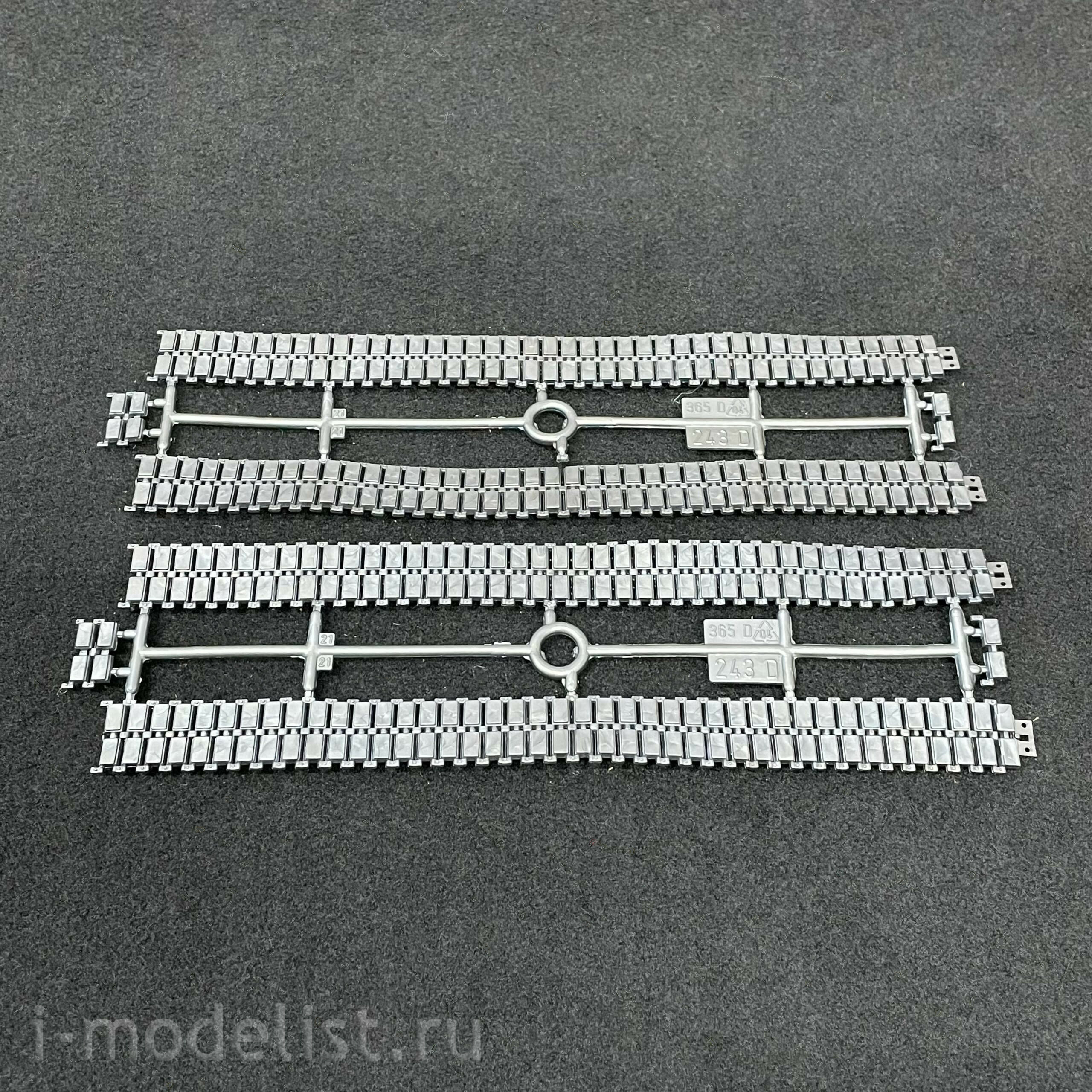 3703 Zvezda 1/35 German Leopard 2A4 main tank