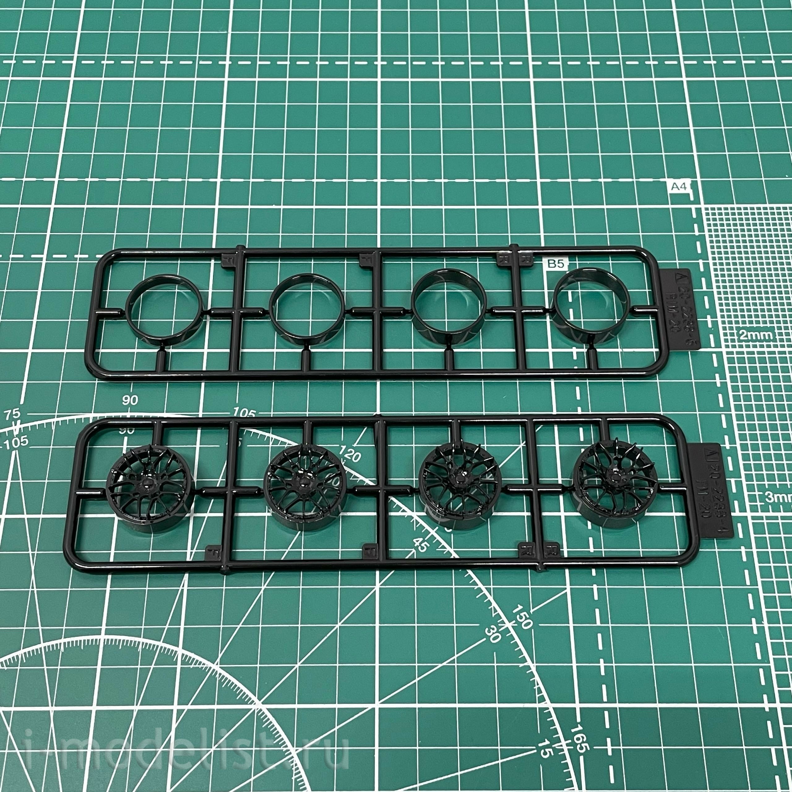 05990 Aoshima 1/24 Lamborghini Huracan LB-WORKS Ver.2