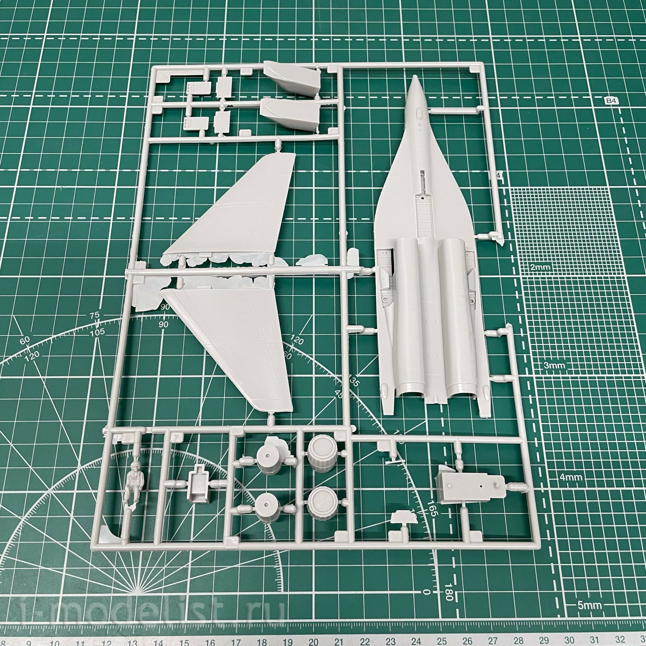02062 Hasegawa 1/72 M-29 HUNGARIAN A. F.