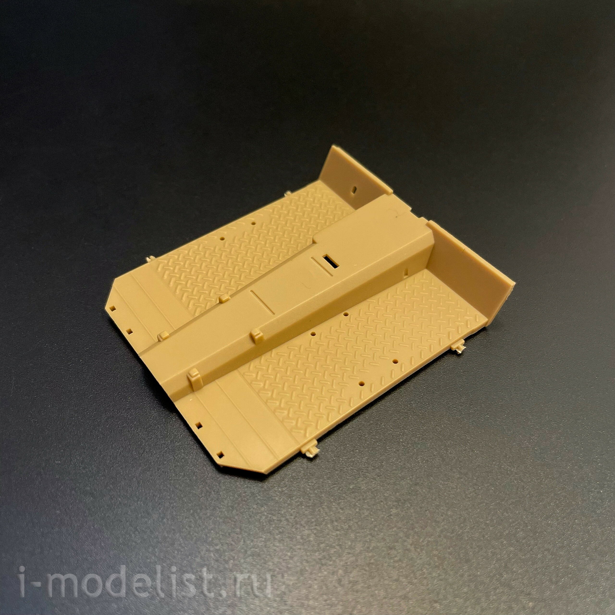 63568 I Love Kit 1/35 Автомобиль повышенной защищенности M1280 LMTV + полуприцеп M1101