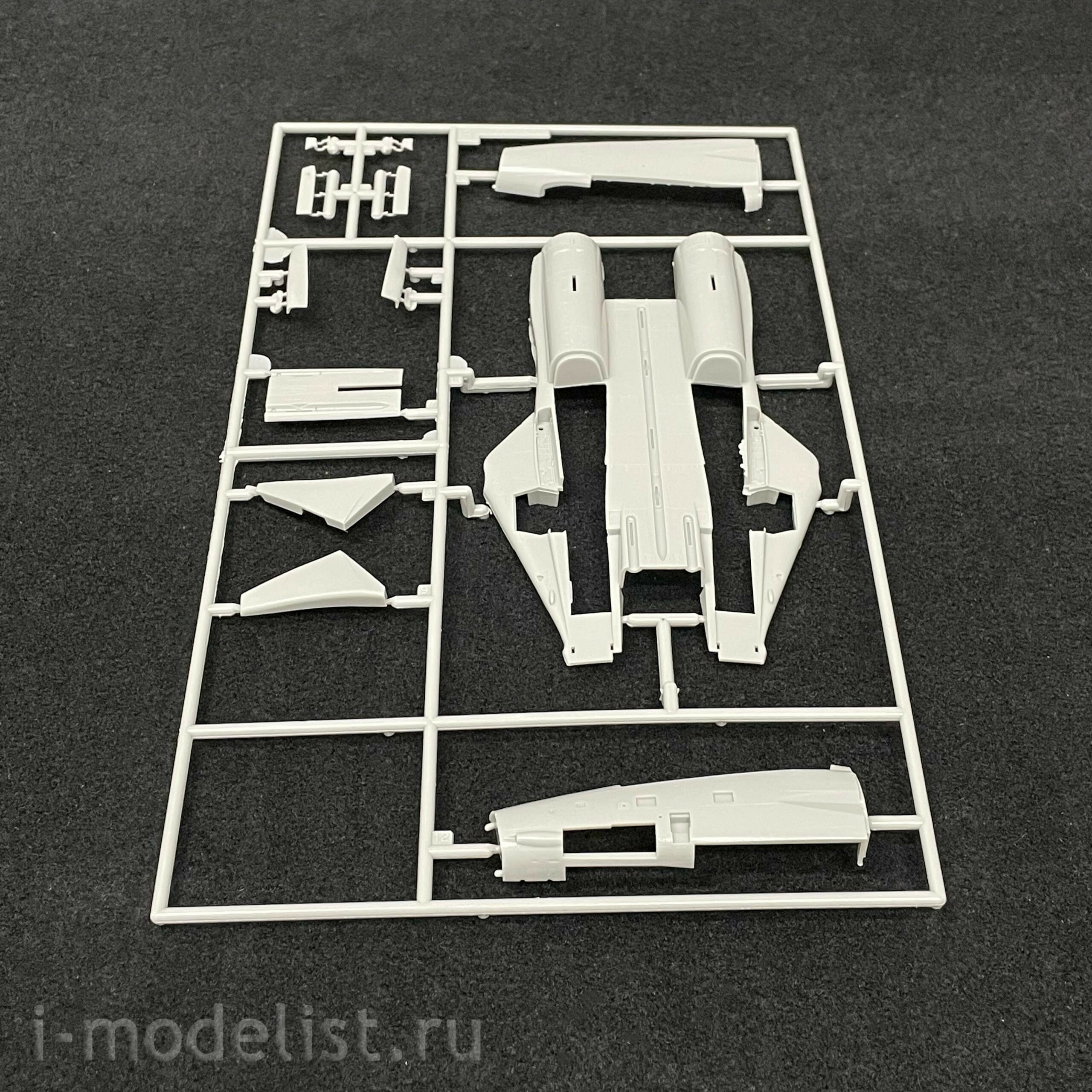 52146 Hasegawa 1/72 Aircraft F-14A/B Tomcat 'Jolly Rogers'
