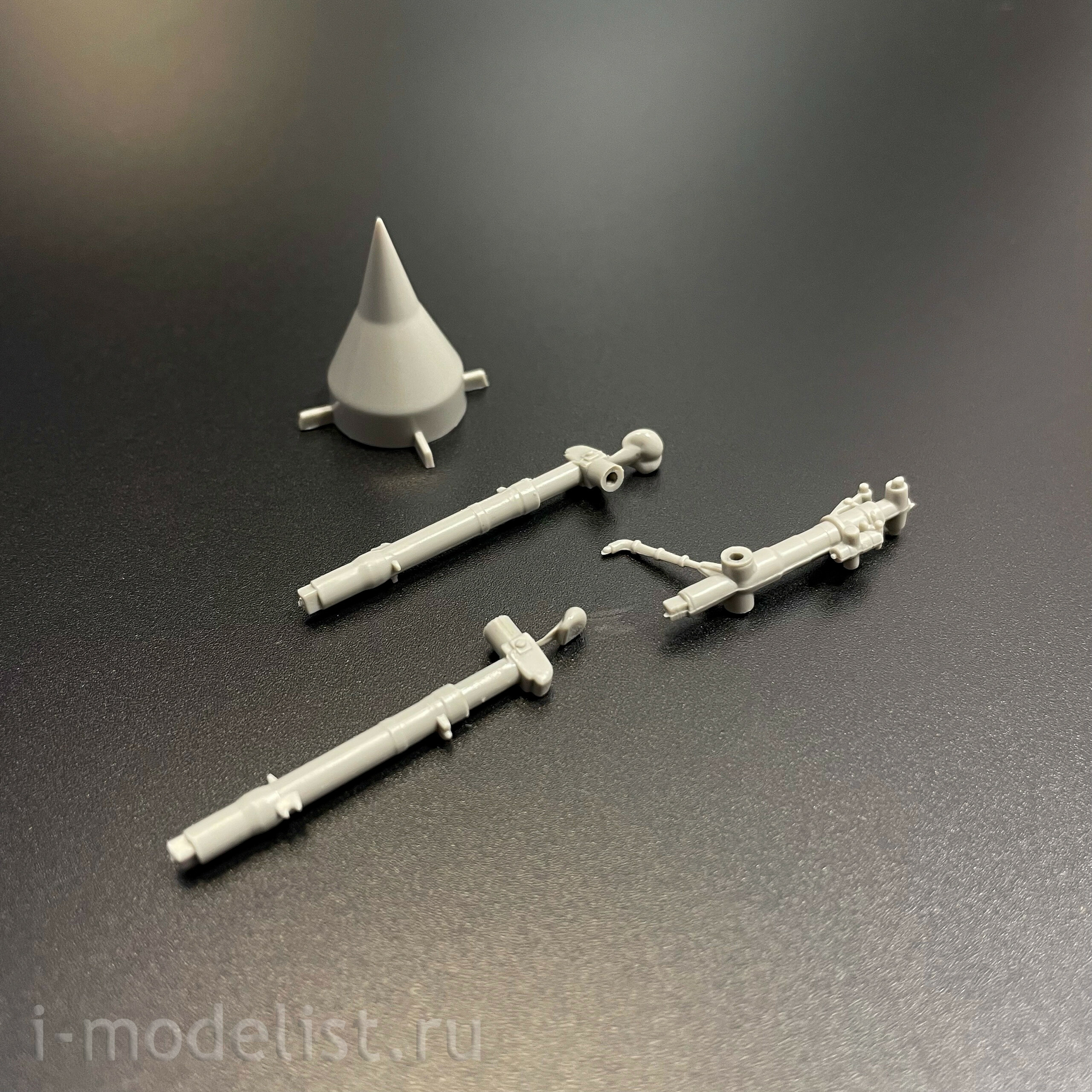 02219 Trumpeter 1/32 Aircraft M-21UM Mongol B