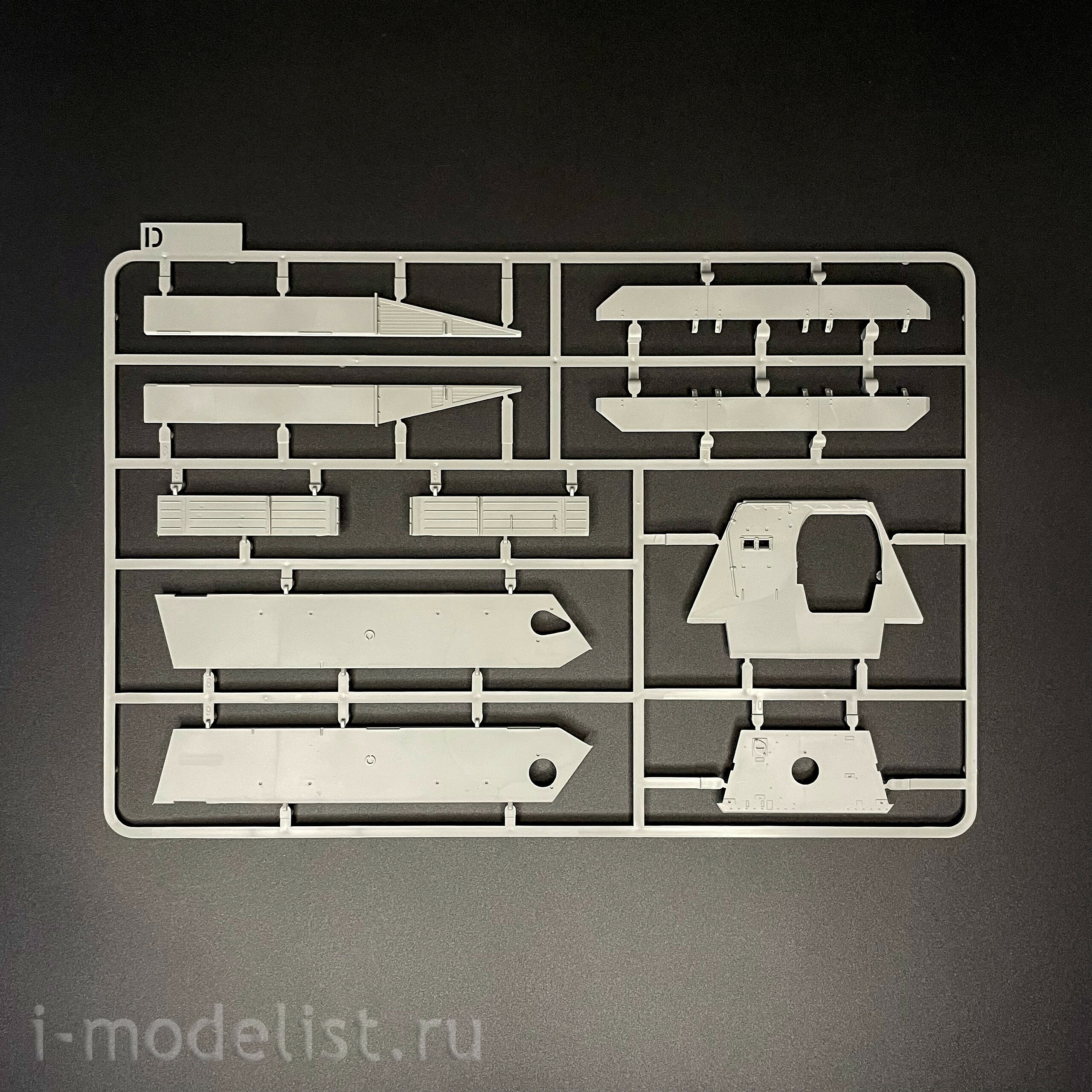 2180 Takom 1/35 САУ Flammpanzer 38(t)