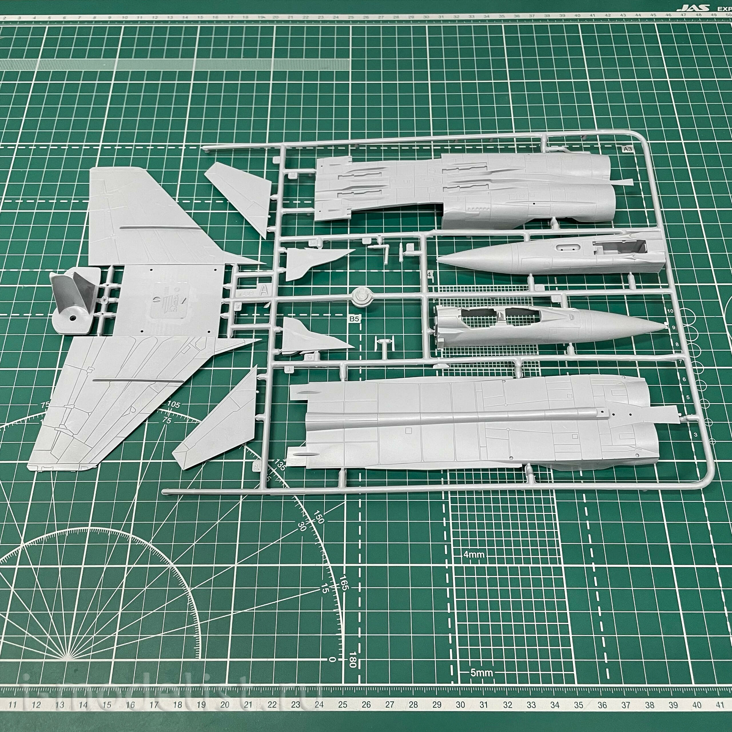 7244 Zvezda 1/72 Российский перехватчик дальнего действия МИГ-31Б