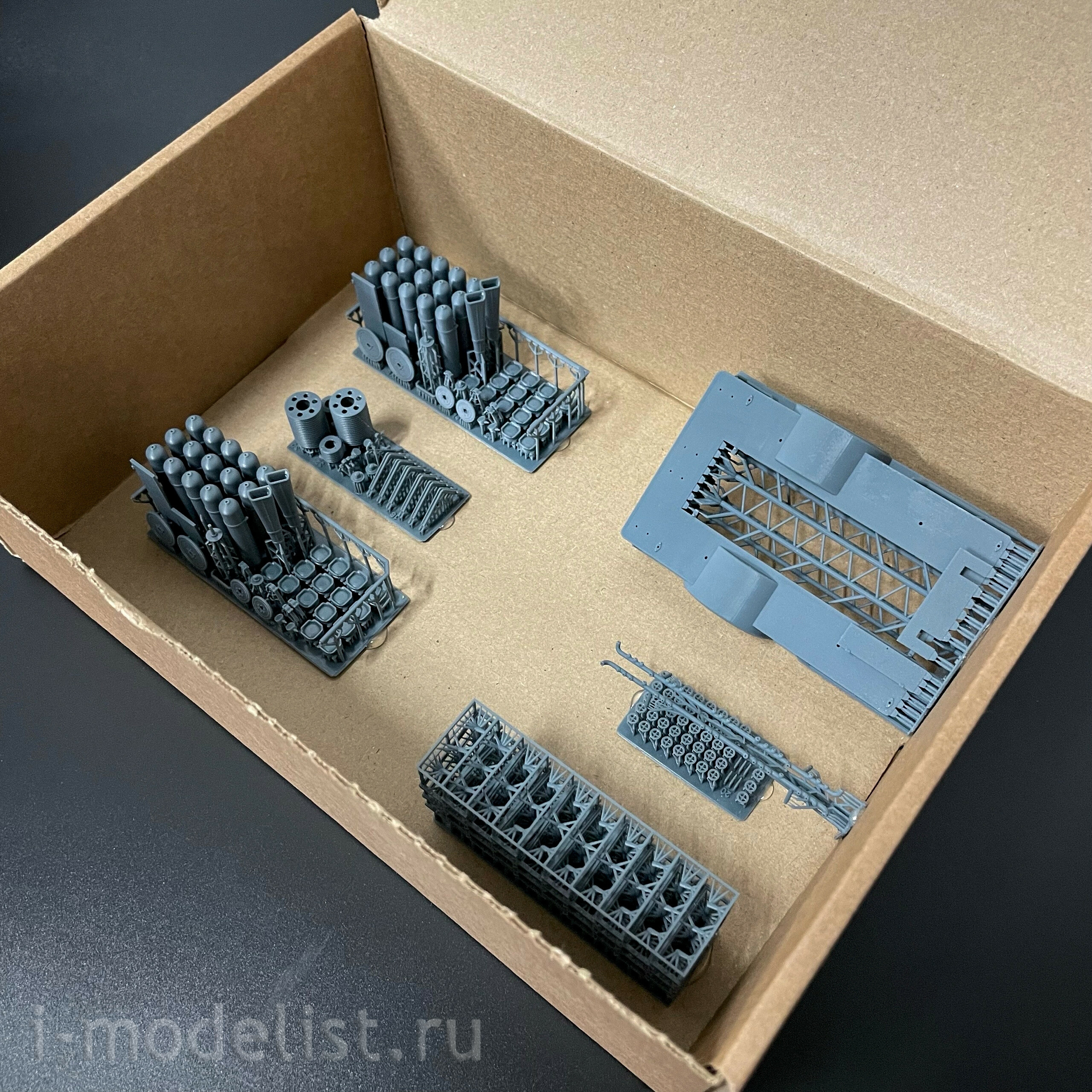 ММ43014 My модель 1/43 АУ-21 Автомобиль углекислfromного тушения на базе грузовика тип-130