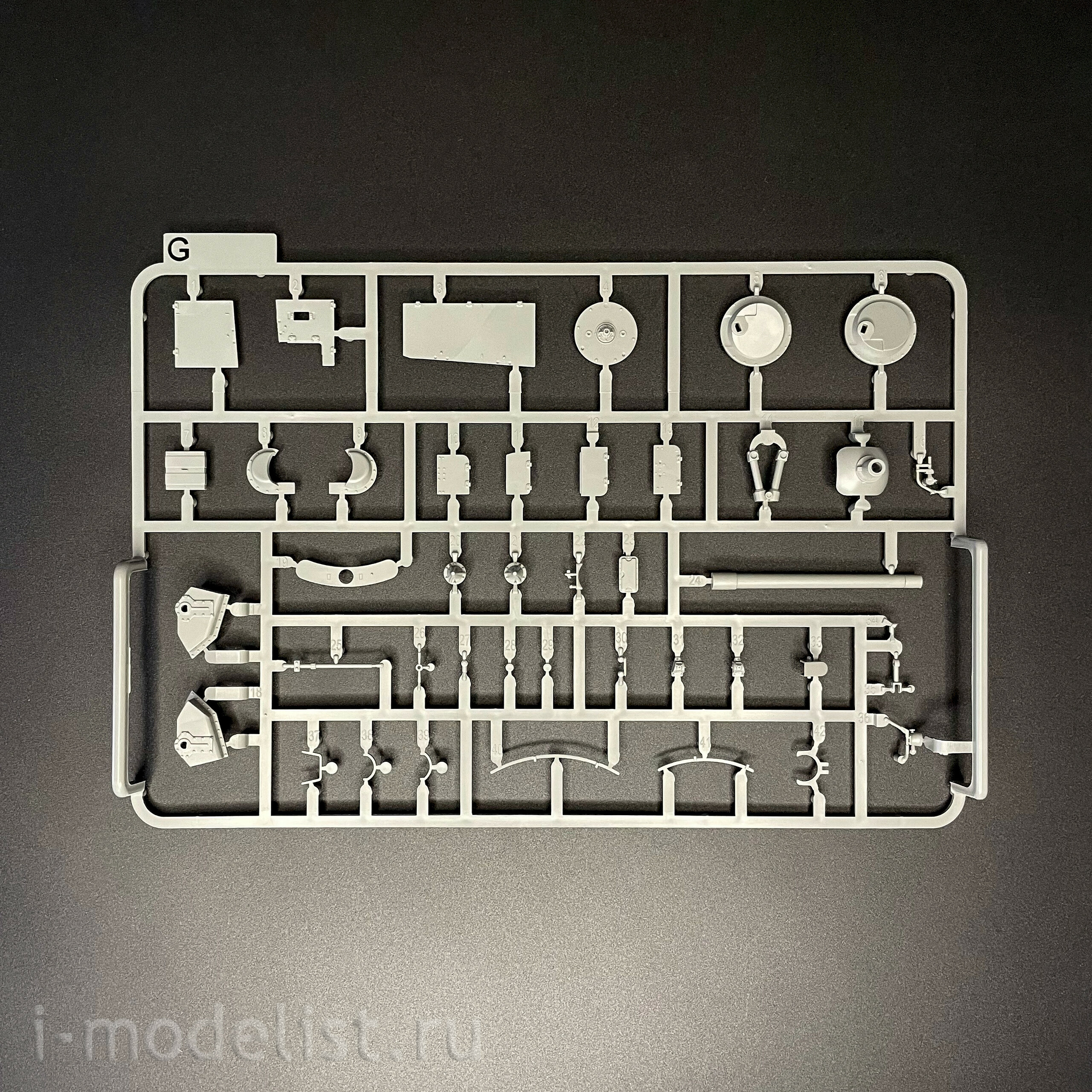 2180 Takom 1/35 САУ Flammpanzer 38(t)
