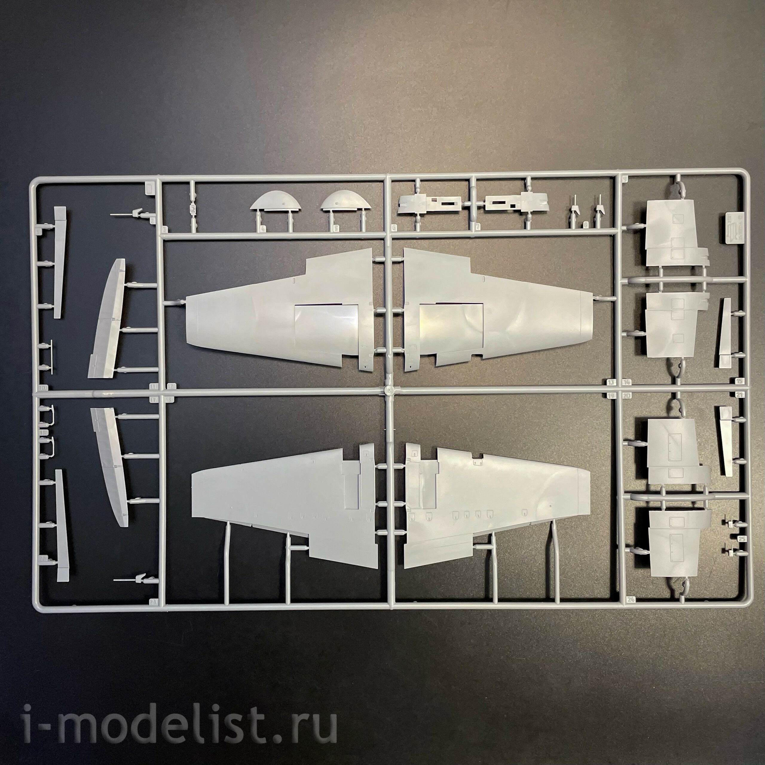 4826ГП Zvezda 1/48 Герои Победы. Советский двухместный штурмовик Ил-2 (обр. 1943г)