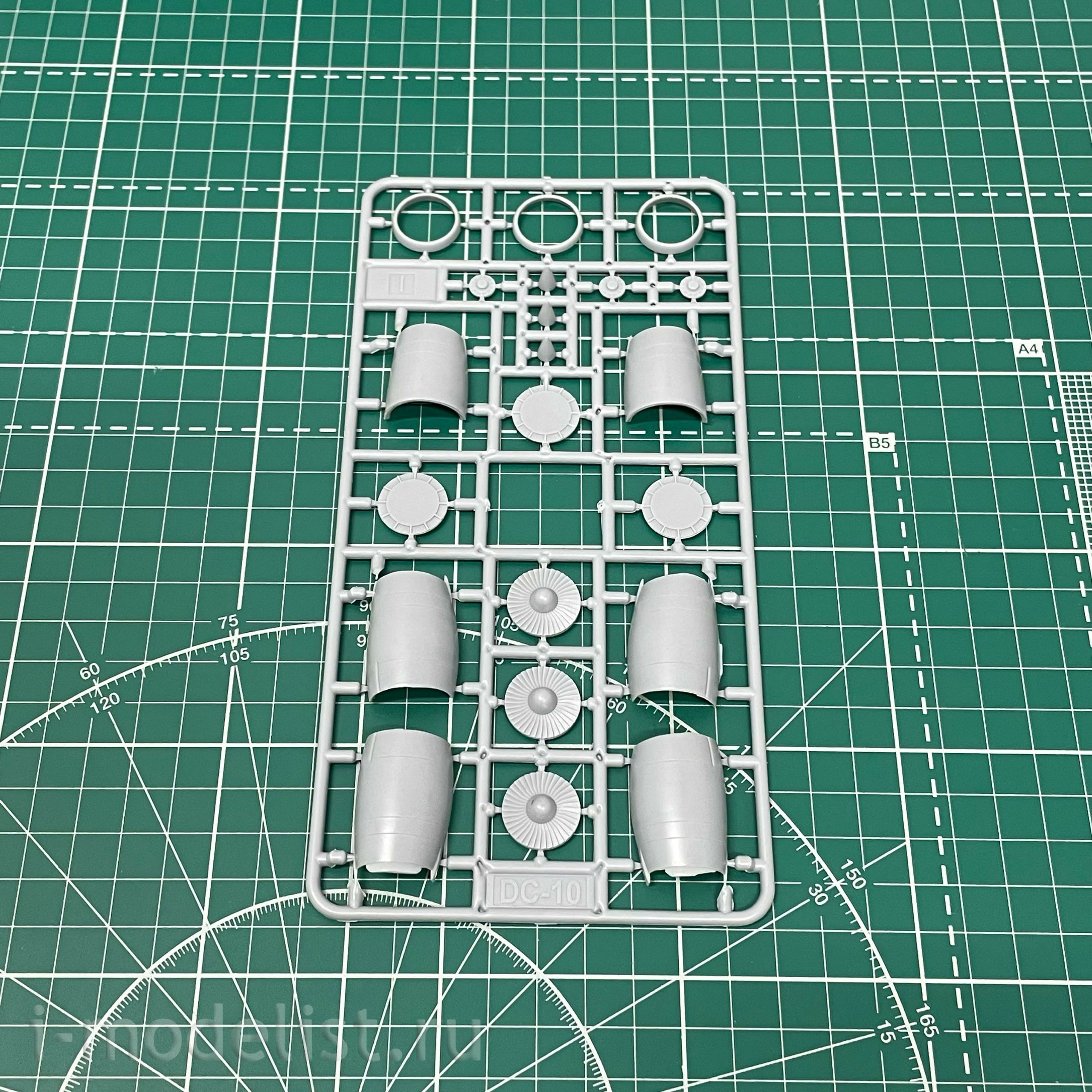144121 Orient Express 1/144 DC-10-30 Airliner