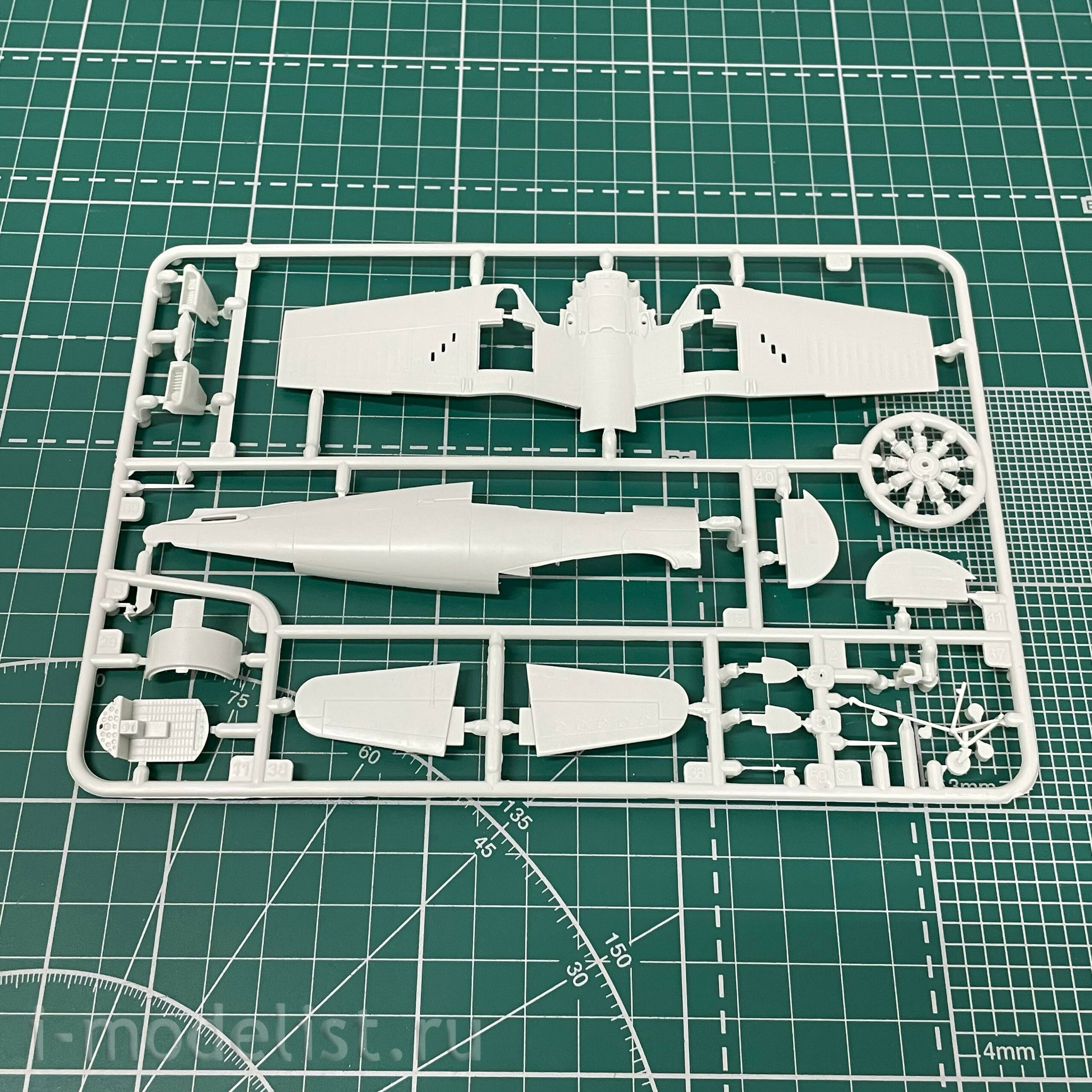 03917 Revell 1/72 chance-VOUT F4U 