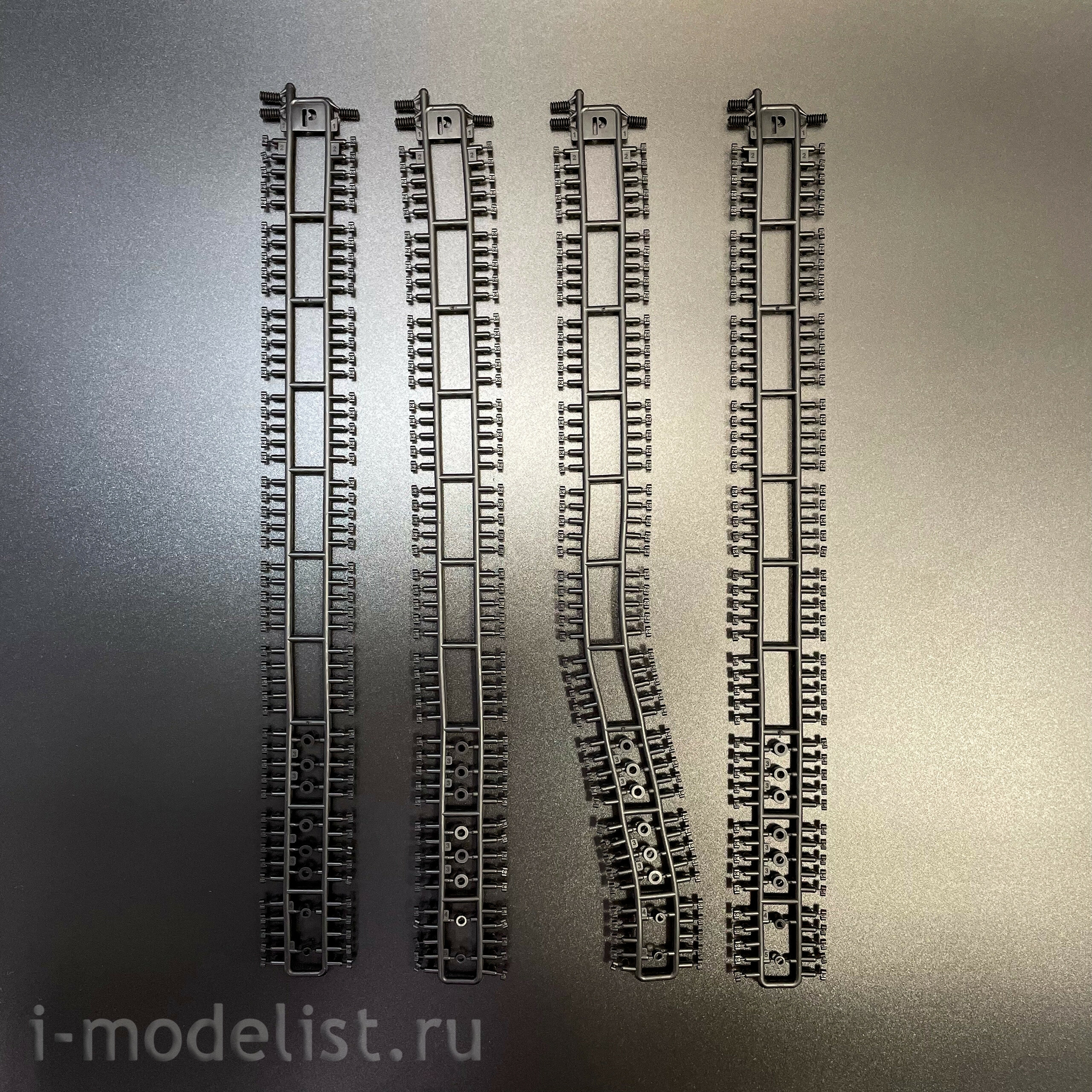 RM-3025 Rye Field Model 1/35 Рабочие траки для MBT-80