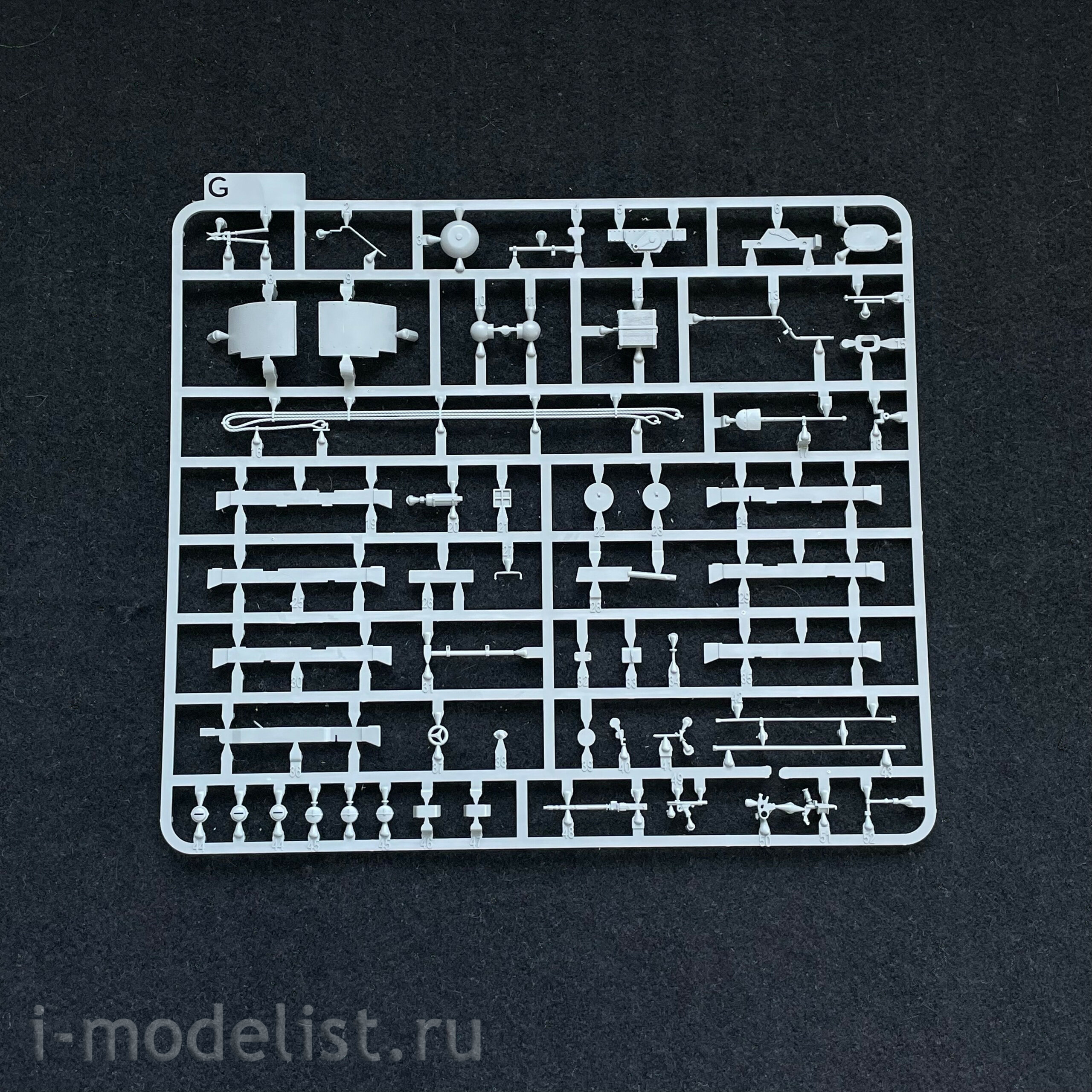 2096 Takom 1/35 WWII German heavy tank King Tiger initial production 4 in 1