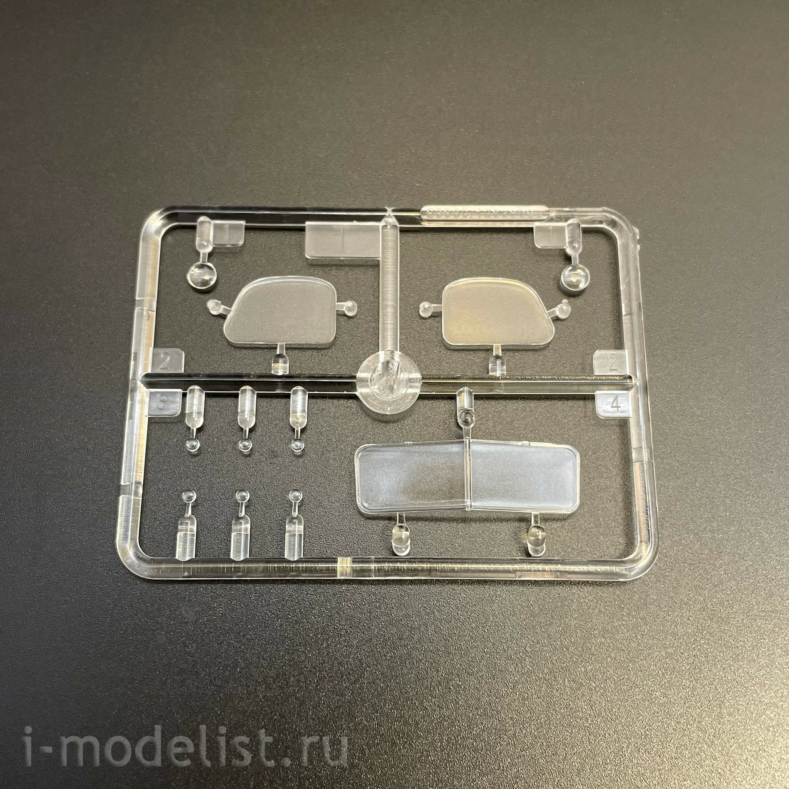 63567 I Love Kit 1/35 Американская версия башенного пулемета CCKW-352 и 105-мм гаубицы M2A1