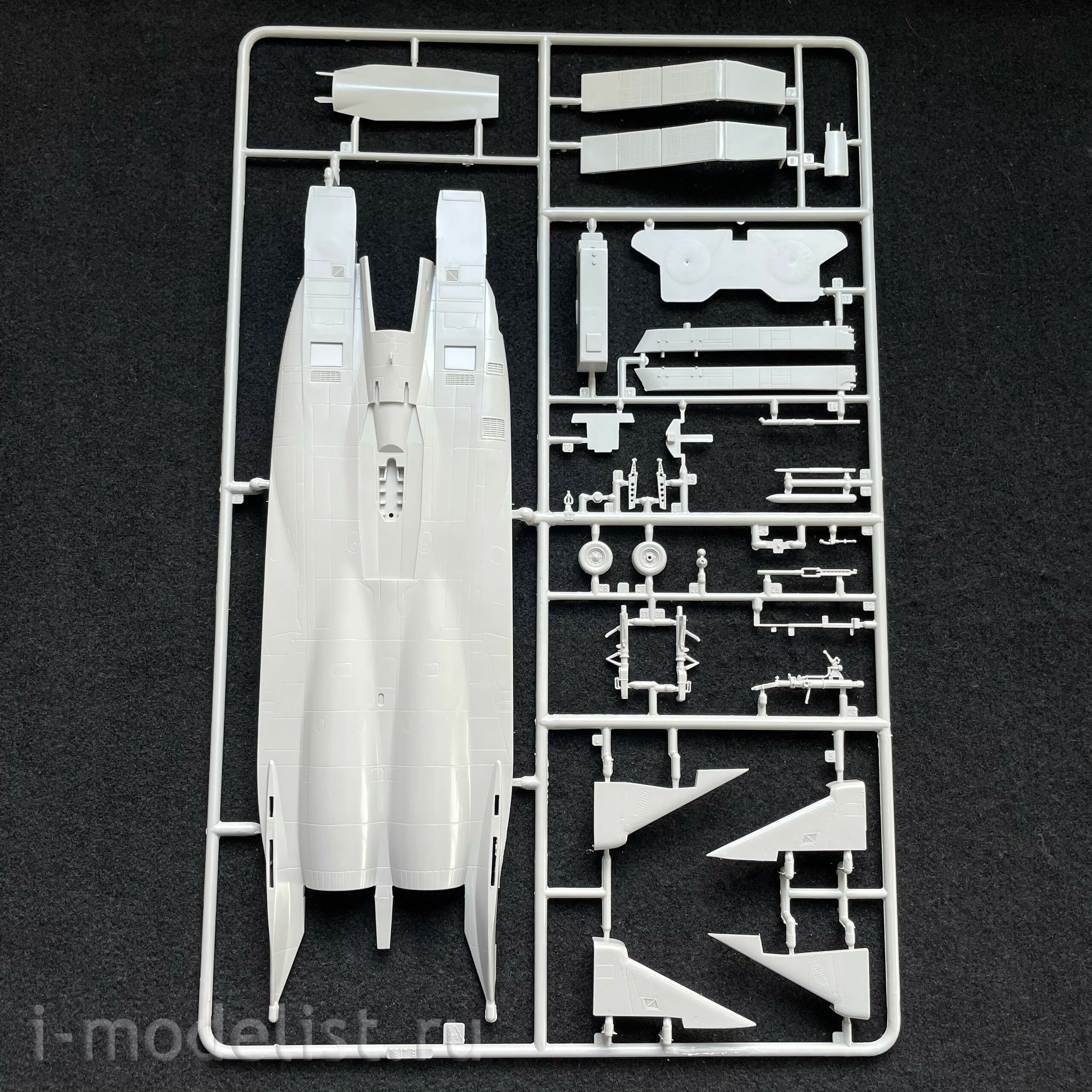 2803 Italeri 1/48 F-15E Strike Eagle Fighter