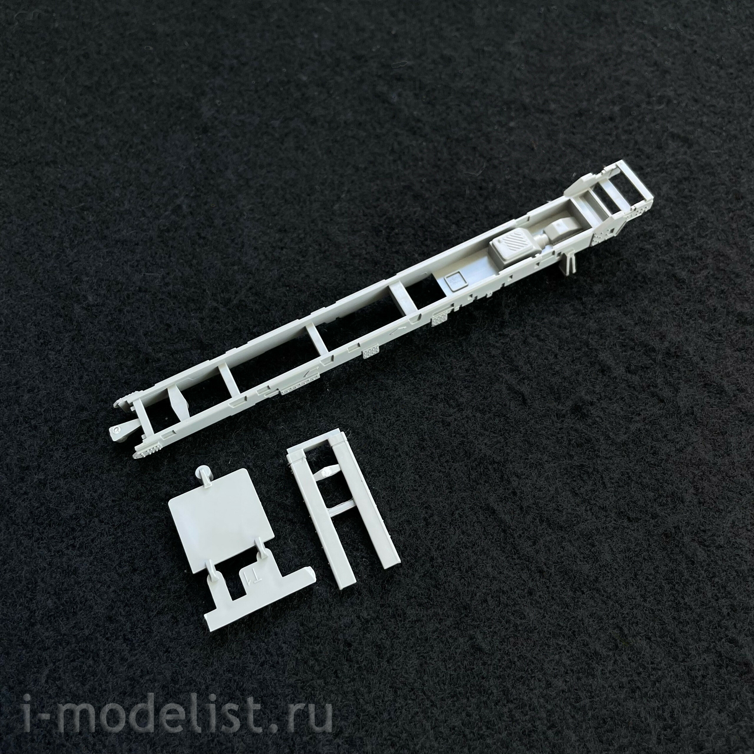 5021 Takom 1/72 70-ton Tank Transporter M1070 & M1000