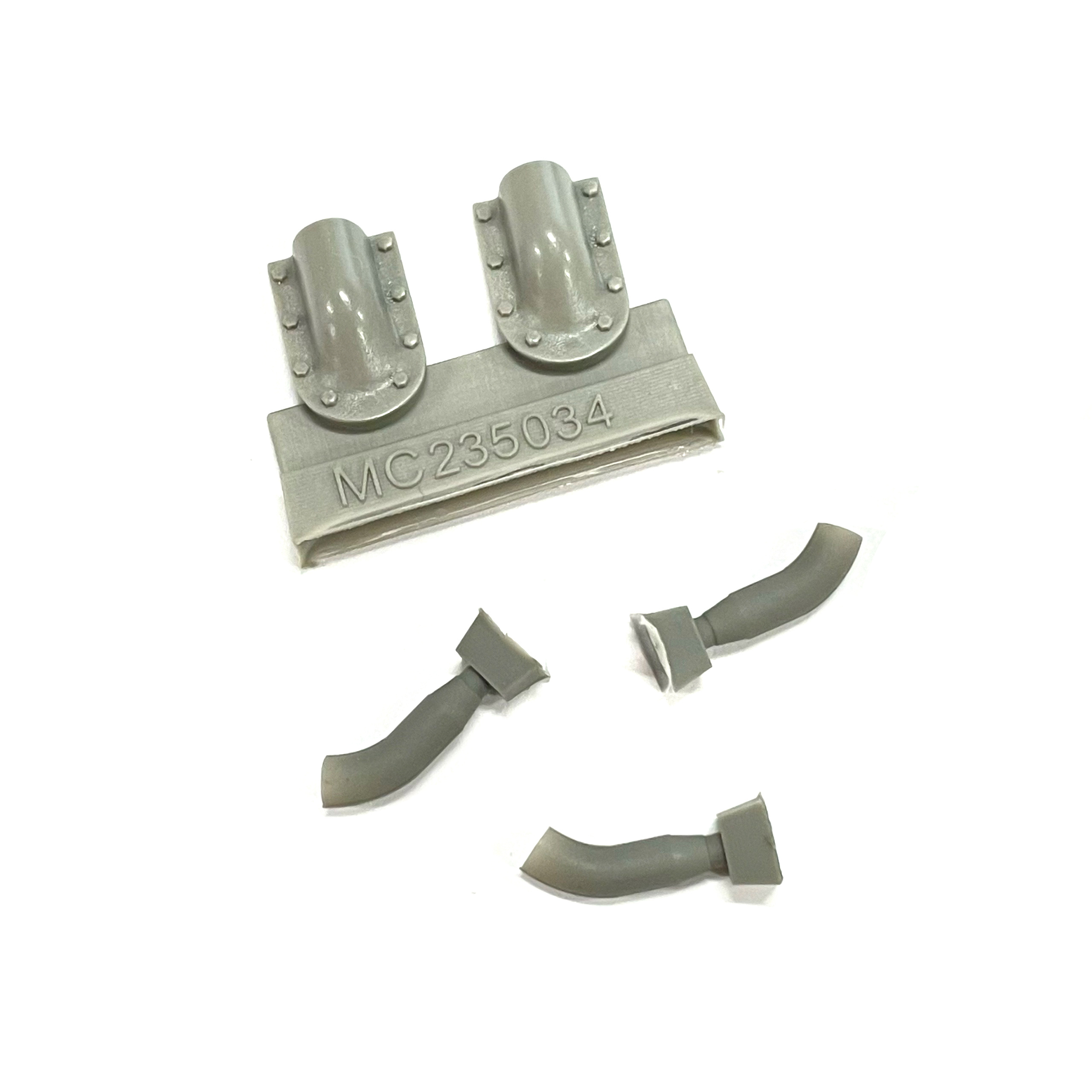 MC235034 MasterClub 1/35 Выхлопные пат$ки с бронировками для тип 34, Су-  тип 5 с прfromочками под болты