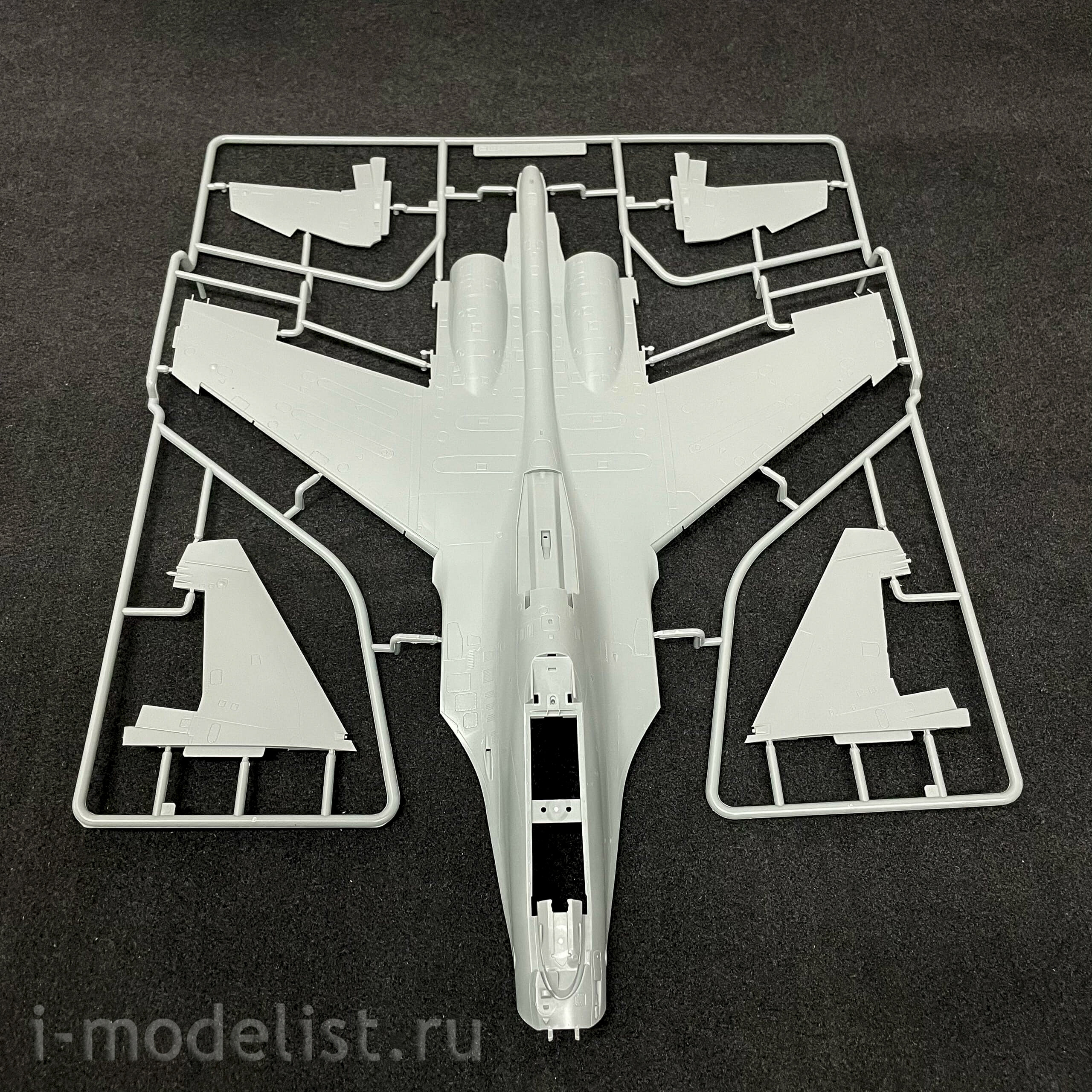 L4830 Great Wall Hobby 1/48 Fighter C-30SM 