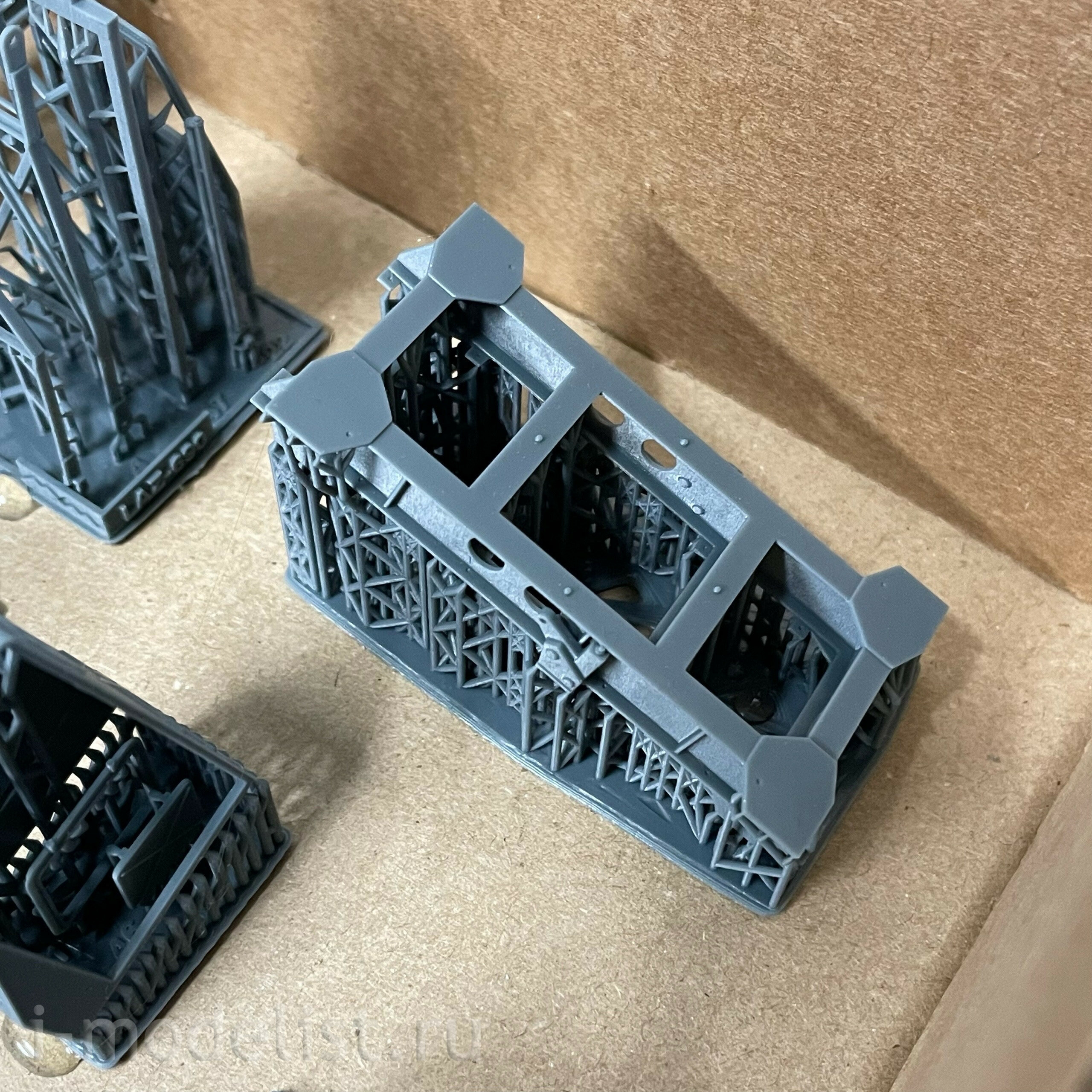 ММ43016 My модель 1/43 Автокран ЛАЗ-690 на базе З-164 конверсия