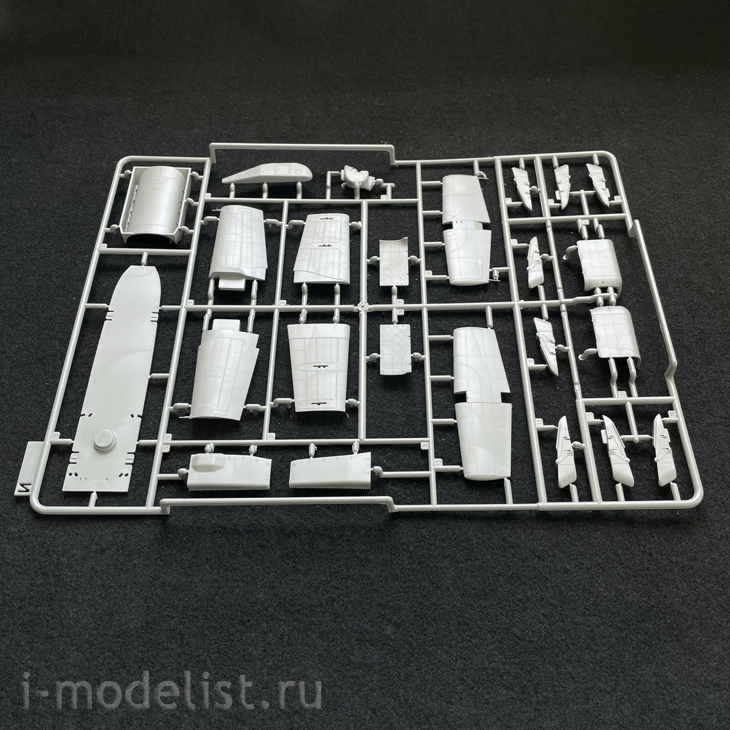 2606 Takom 1/35 Helicopter AH-64D Apache 
