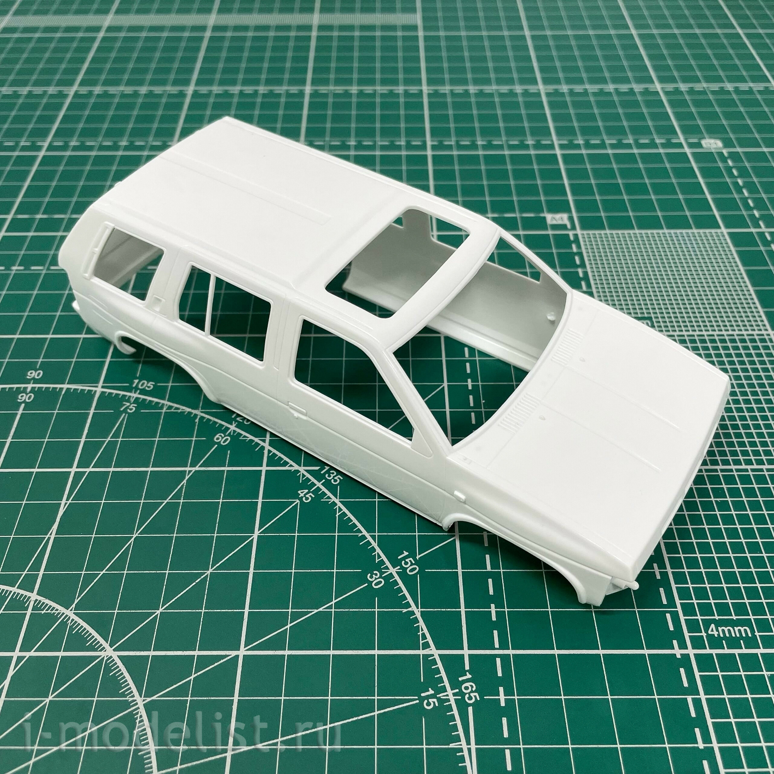 05708 Aoshima 1/24 Nissan Terrano V6-3000 R3M '91