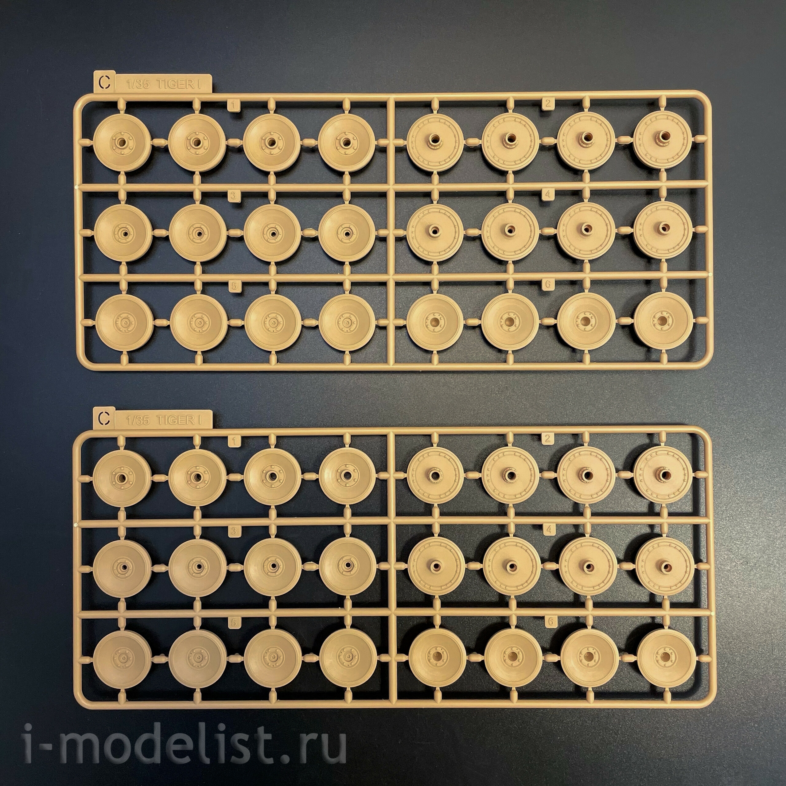 RM-5140 Rye Field Model 1/35 Notмецкий танк Sd.kfz.181 Tiger I (ранний, Курск 1943) с двигателем и фигуркой Михаэля Виттманна