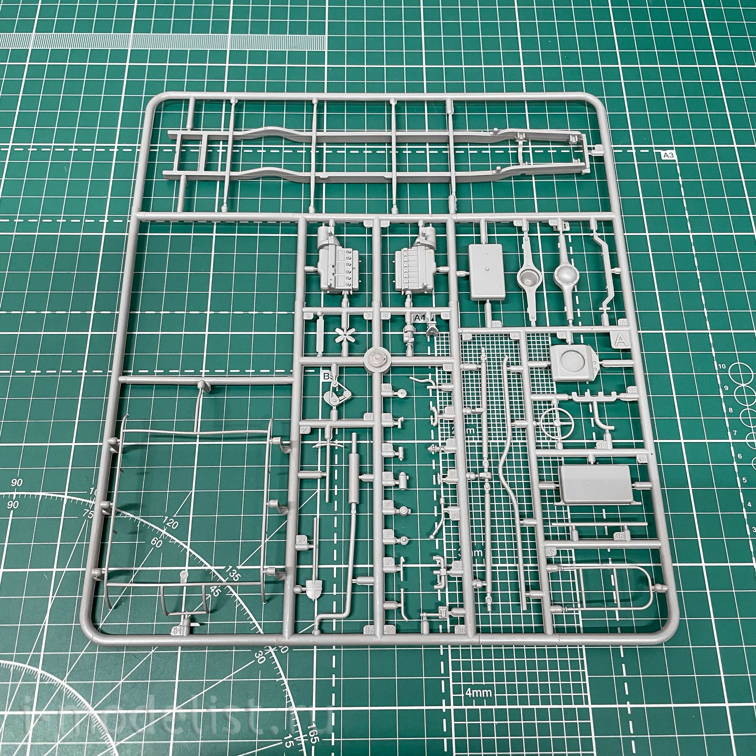 808 Roden 1/35 Opel 3.6-47 Omnibus model W39 Ludewig-built, late