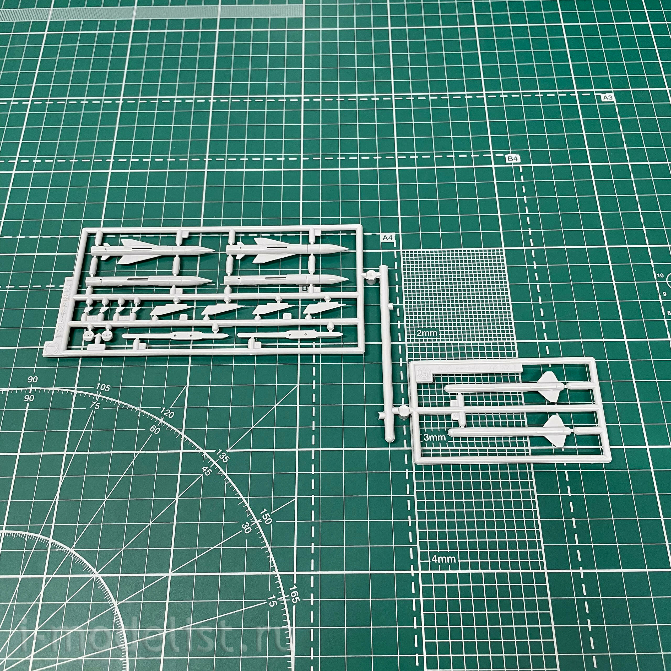 02188 Hasegawa 1/72 Set of 2 Tornado Fighter Models GR.Mk .1. Mk.1 IDS 