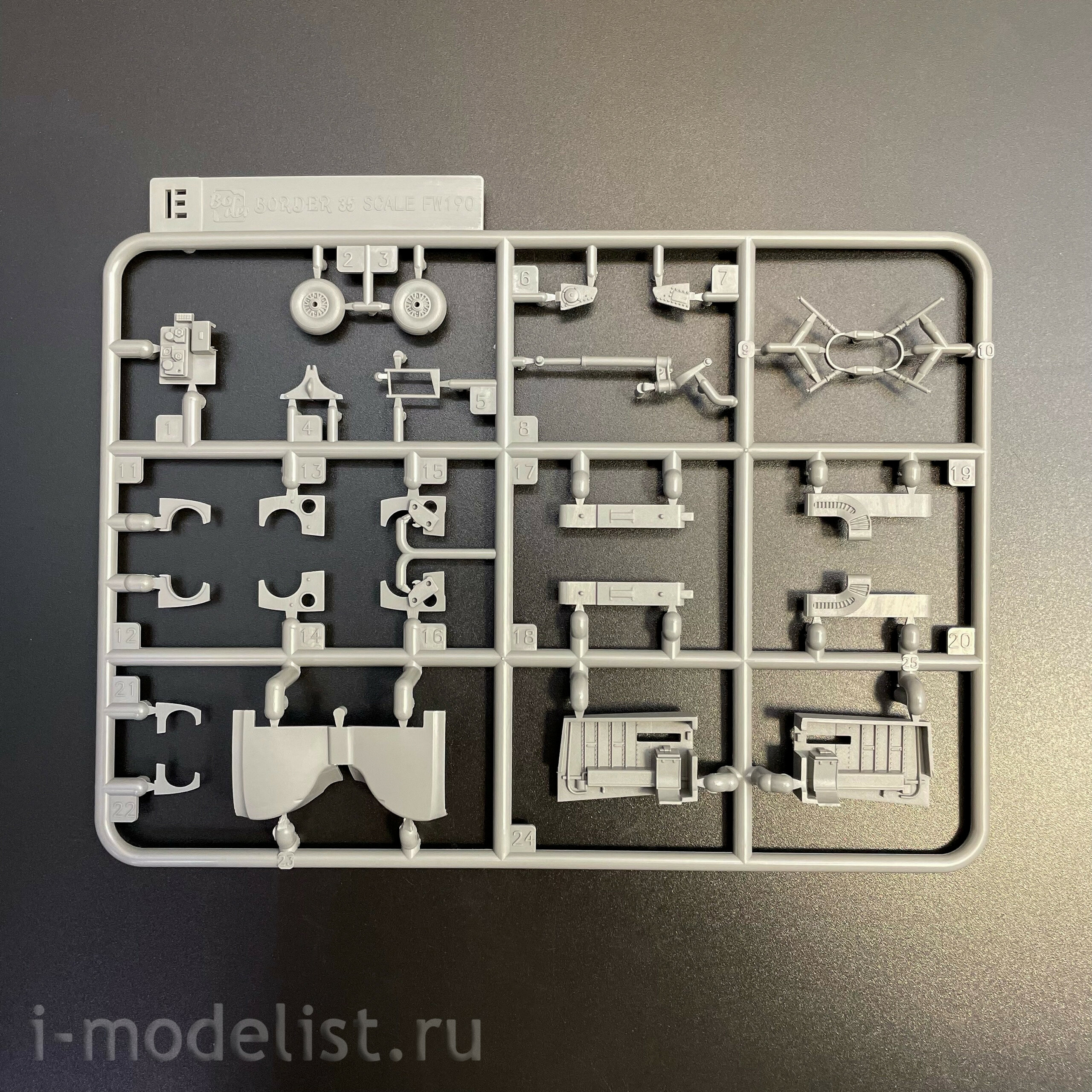 BF-009 Border Model 1/35 Fw-190A8 (R2; R6; R7; R8) 4 in 1