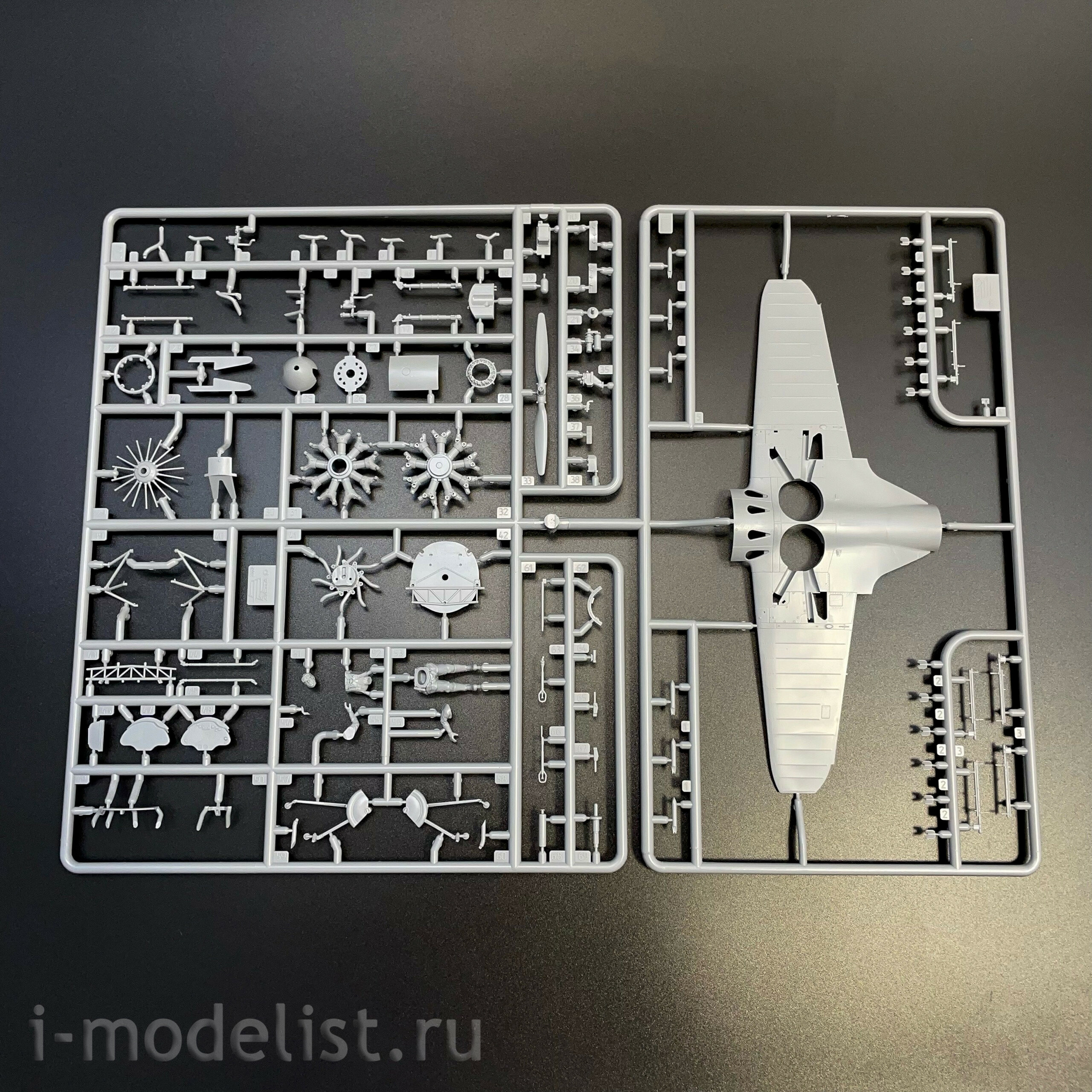 4832 Zvezda 1/48 Советский истребитель тип 5 И-16