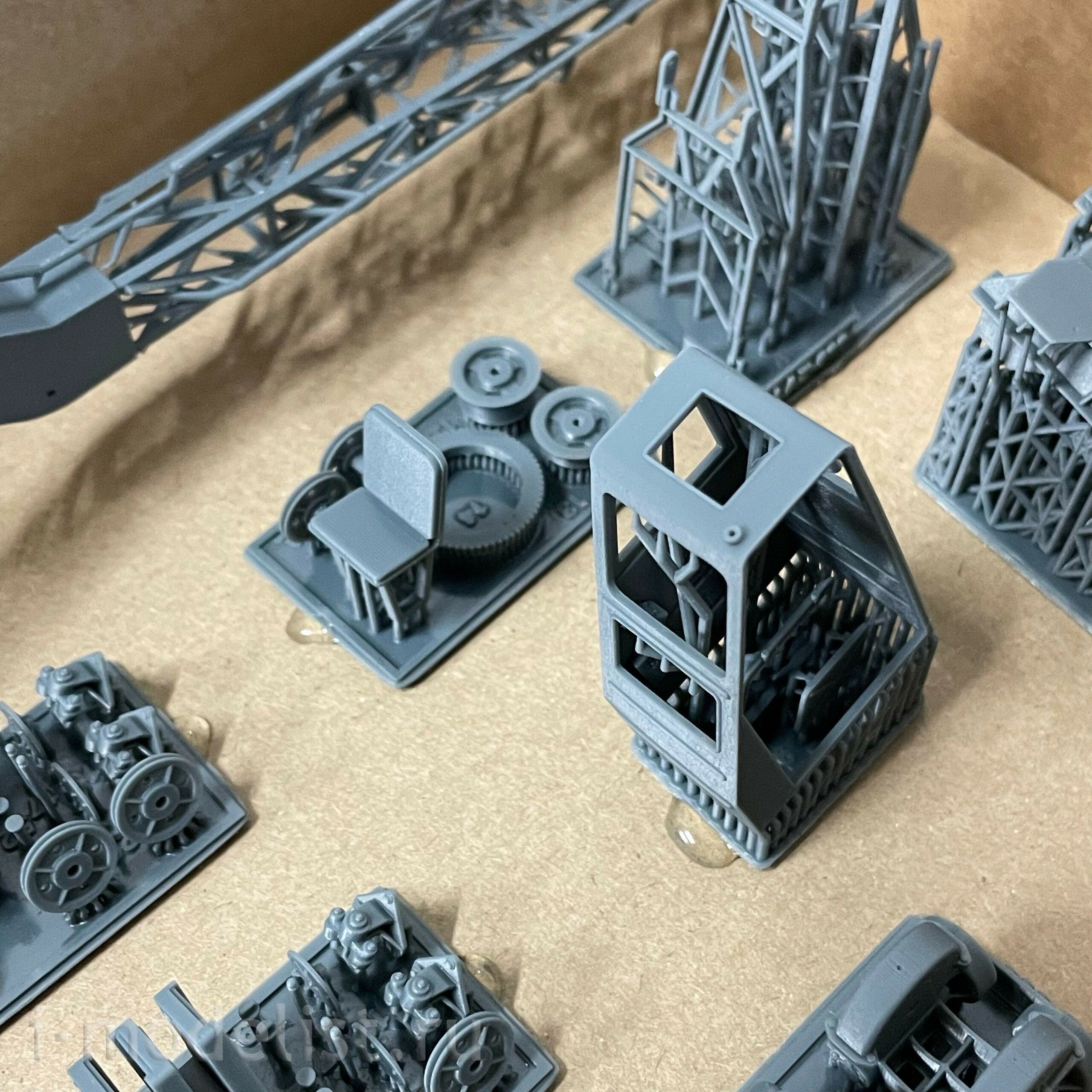 ММ43016 My модель 1/43 Автокран ЛАЗ-690 на базе З-164 конверсия