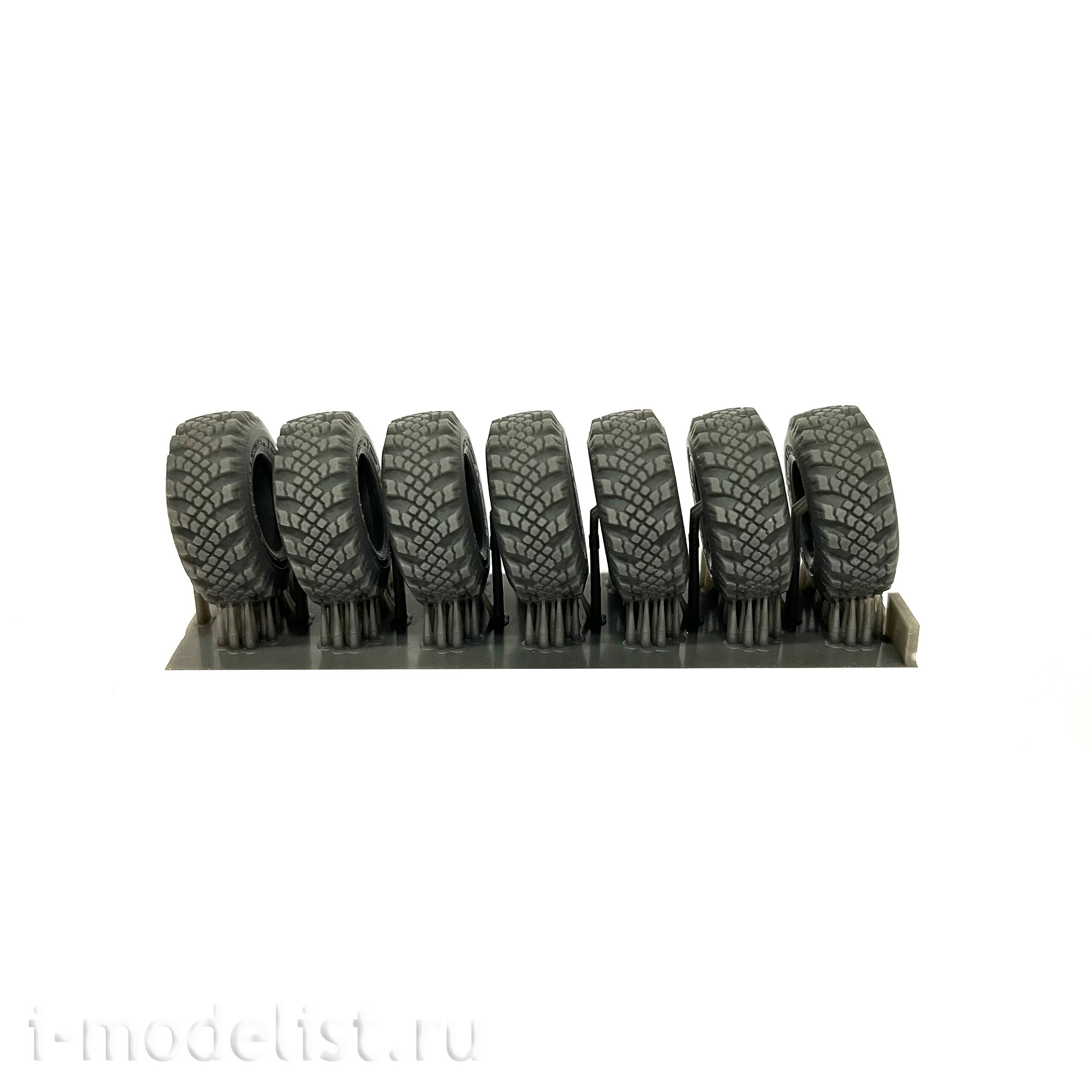DVC72011 DVC 1/72 Id-p284 tires of the Zvezda company, art. 5050, assembled without disks (7 pcs.)