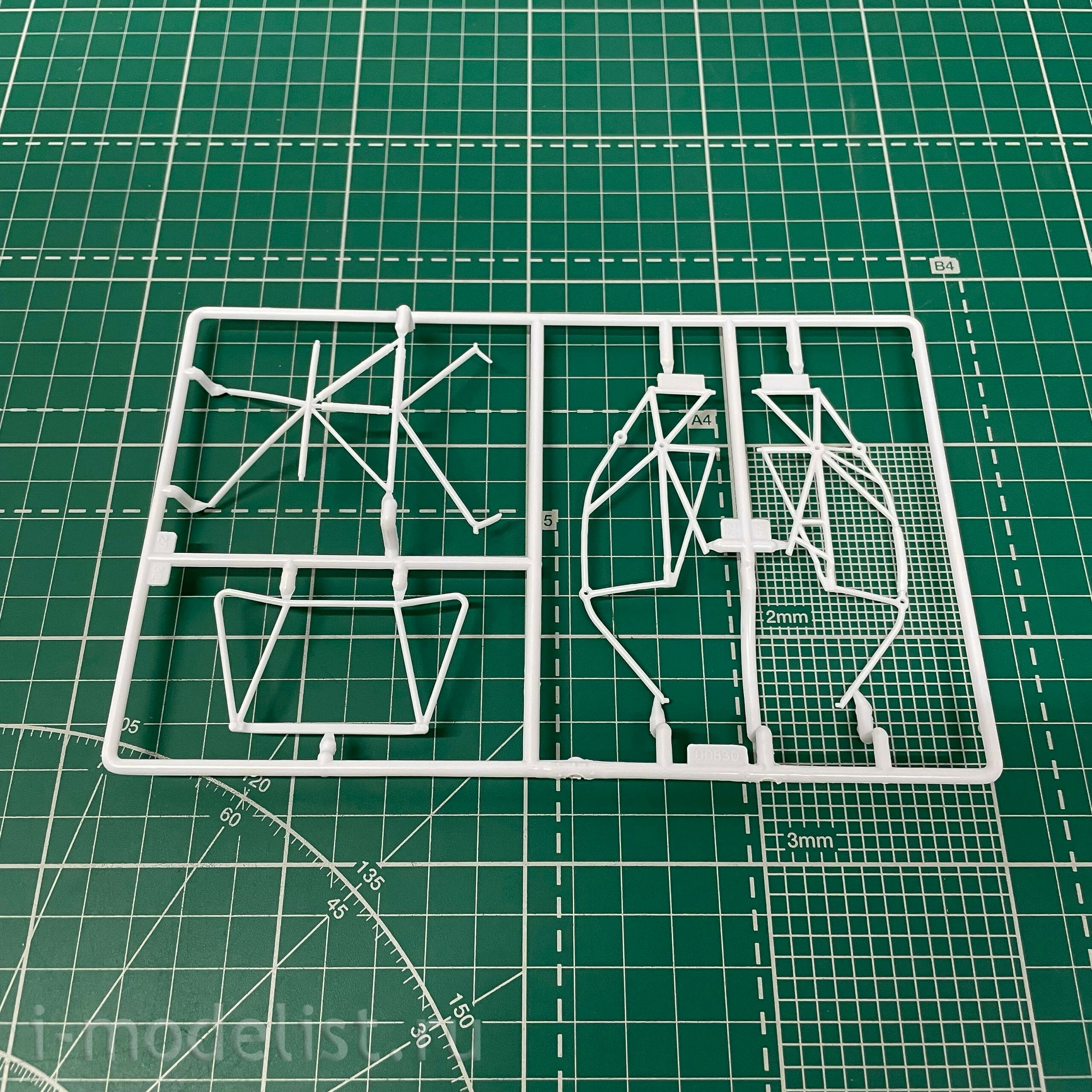 14304 Revell 1/25 Car Corvette C7.R