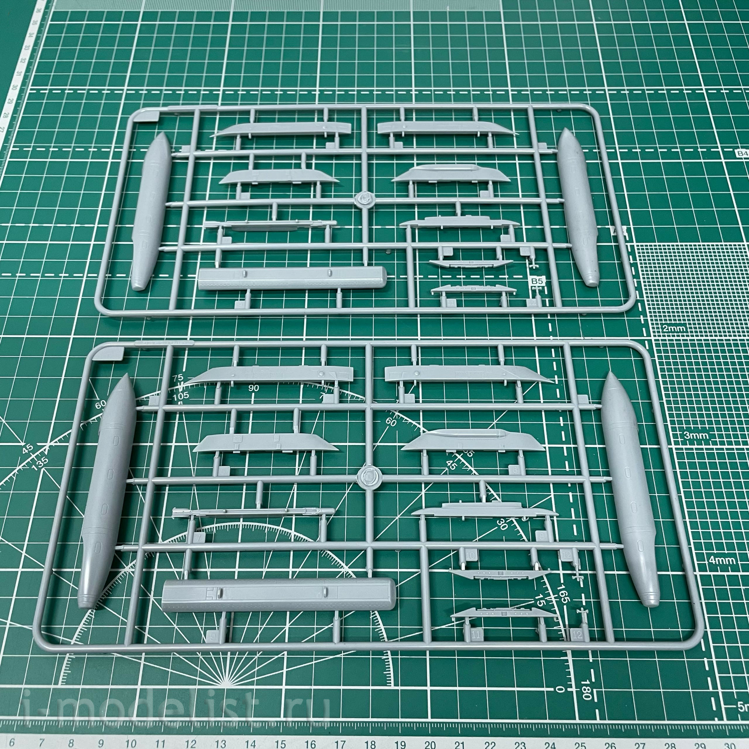 80367 HobbyBoss 1/48 F-14B Tomcat Aircraft