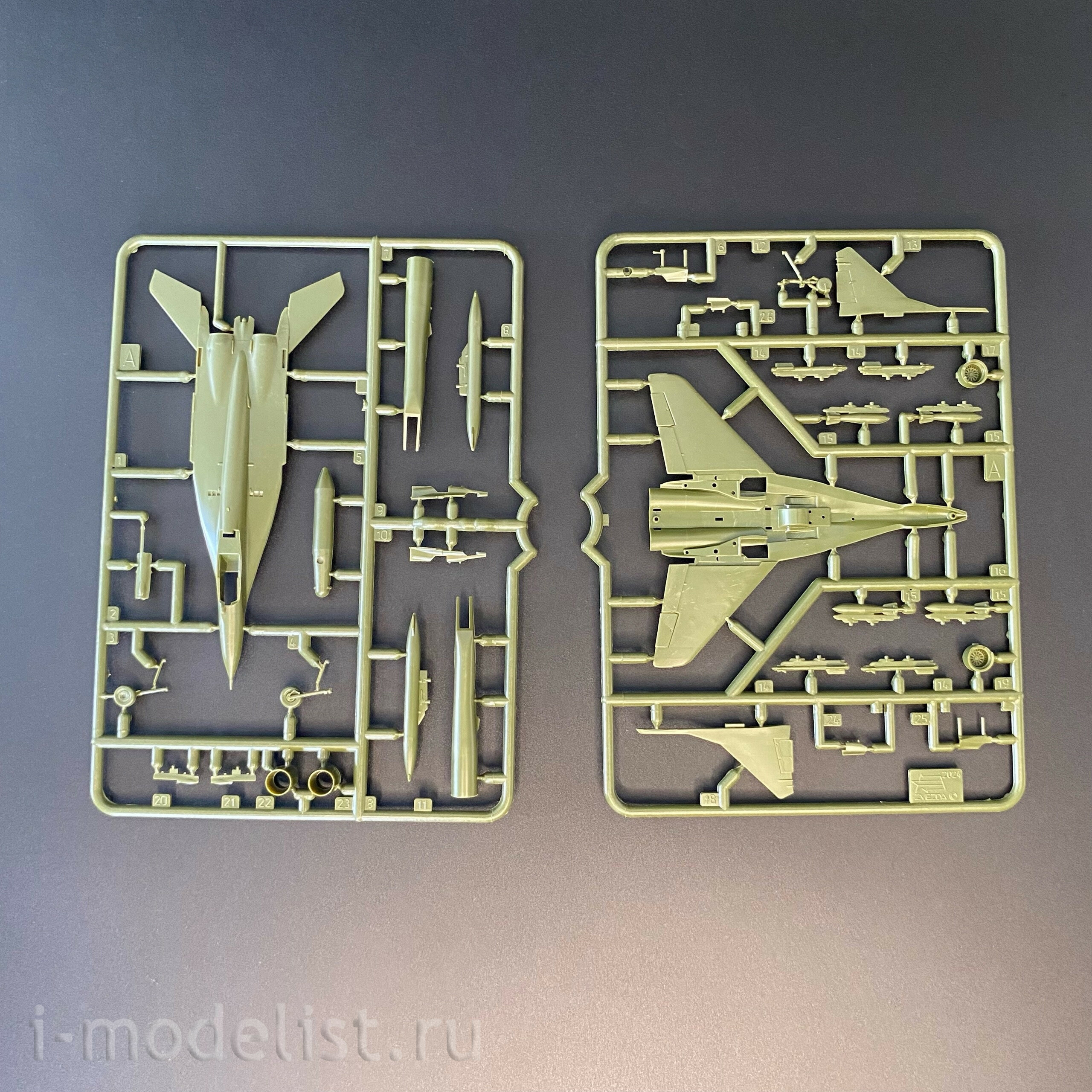 7430 Zvezda 1/144 Российский истребитель МИГ-29 (9-13)