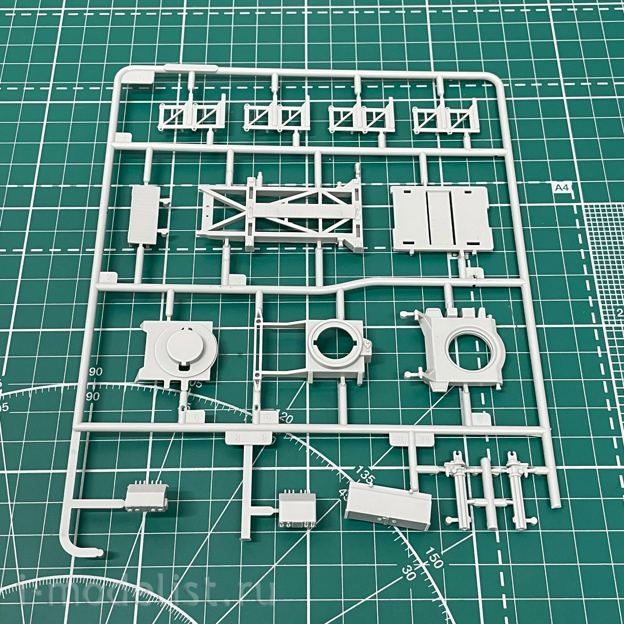 07158 Trumpeter 1/72 M983 HEMTT and M901 Launching Station with MIM-104 Patriot