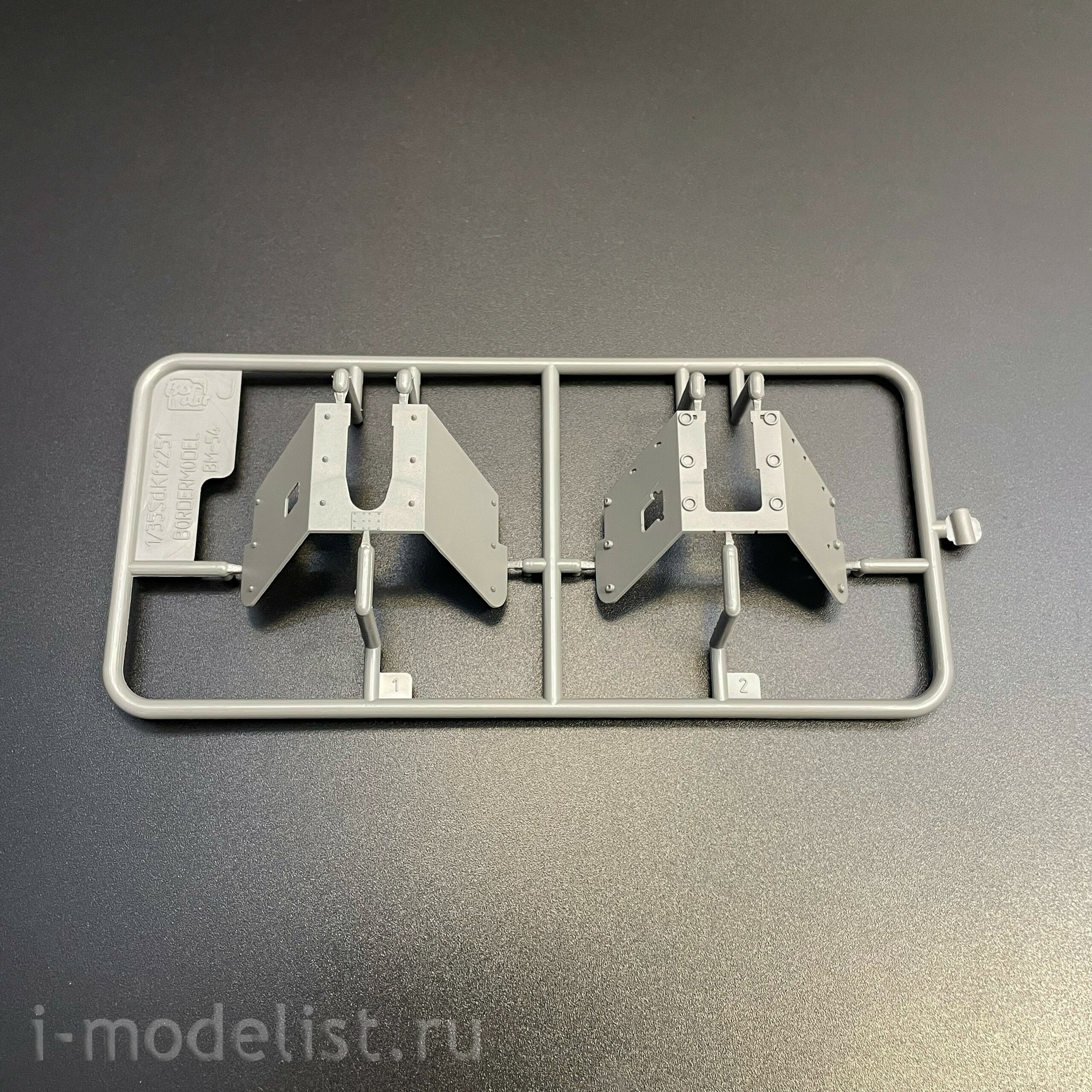 BT-043 Border Model 1/35 Notмецкая самоходная артиллерийская установка Sd.Kfz.251/22 с 7.5 см PaK 40 