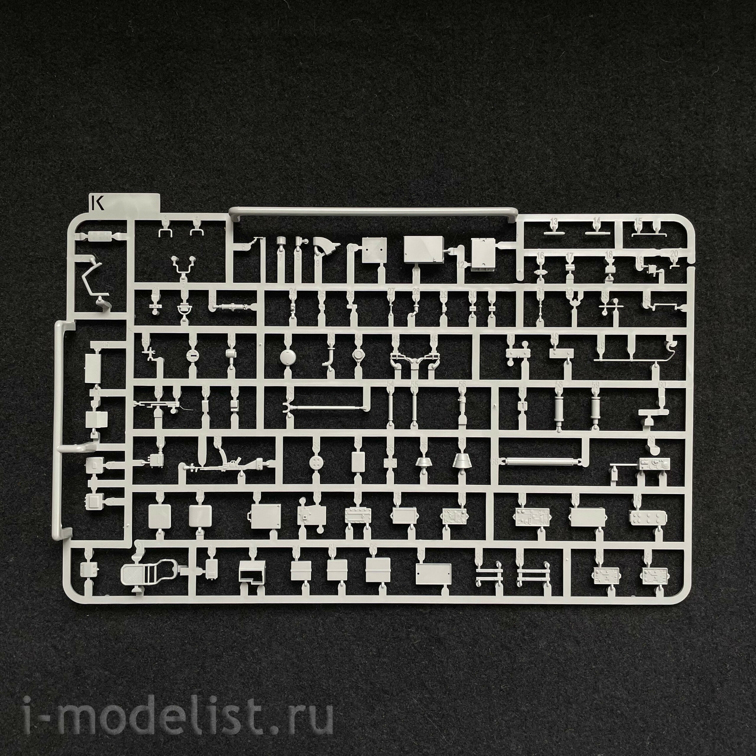 2171 Takom 1/35 German self-propelled gun Jagdpanzer 38(t) Hetzer (intermediate) with full interior