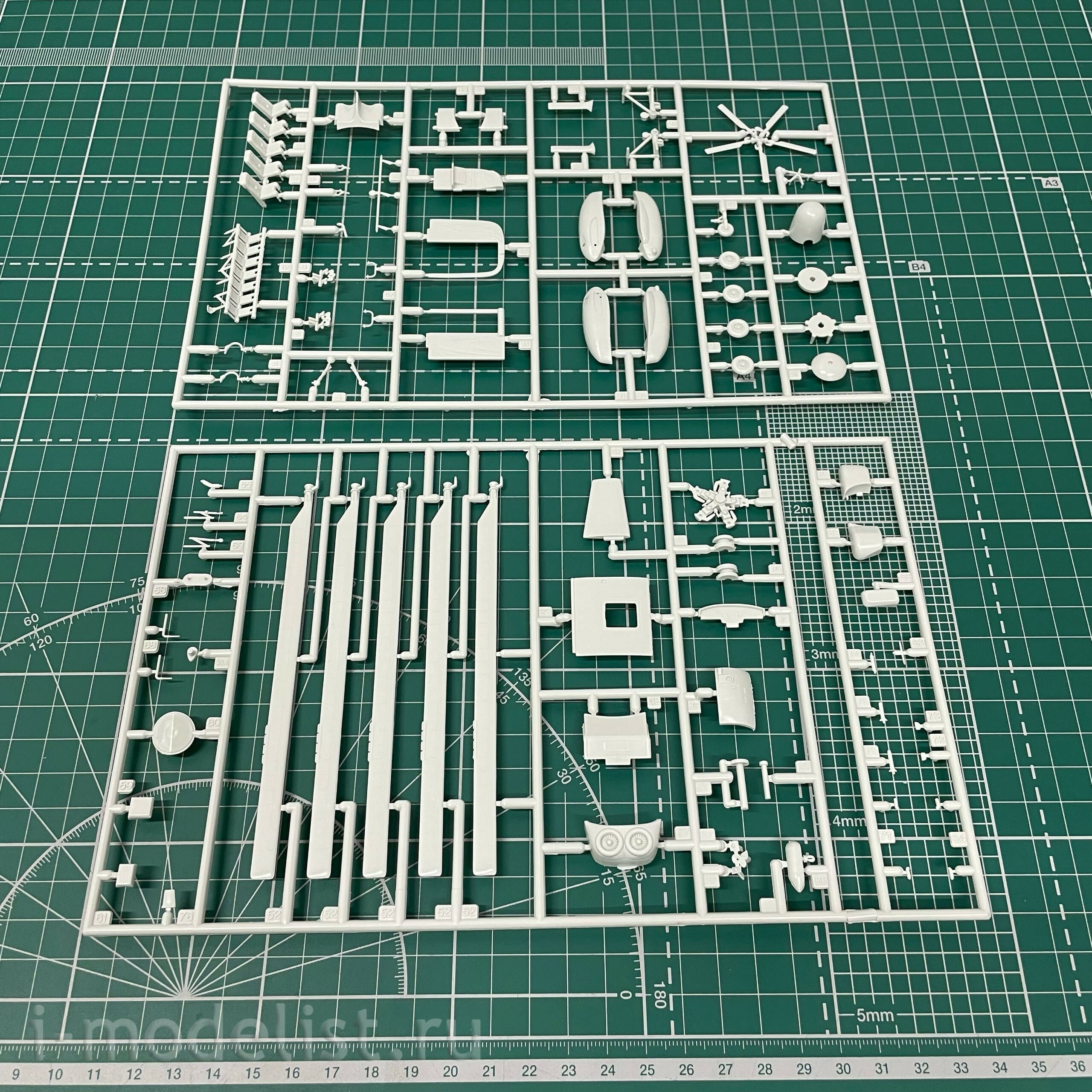 05683 Revell 1/72 Gift set 