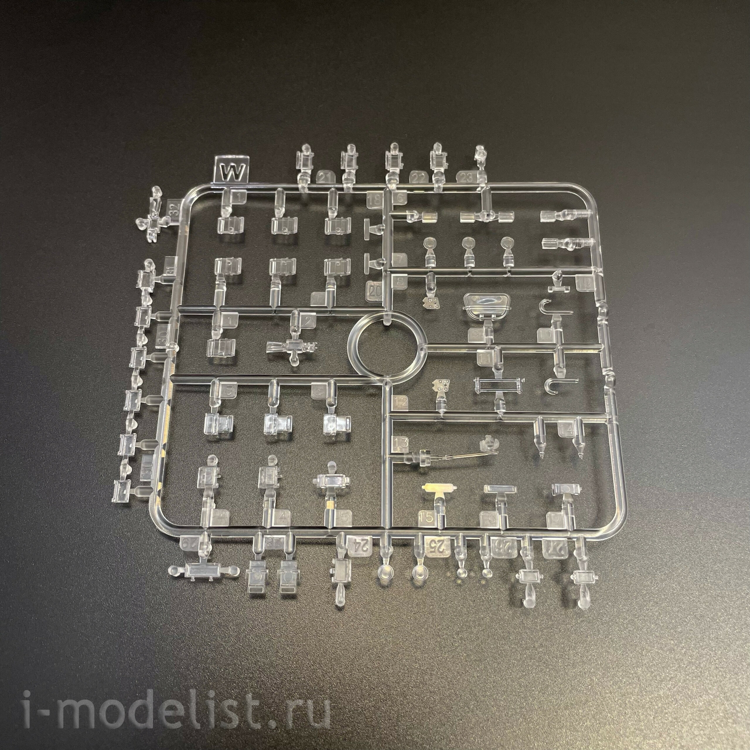 RM-5111 Rye Field Model 1/35 Notмецкая САУ Sd.Kfz.167 StuG.IV Late Production с двигателем и рабочими траками