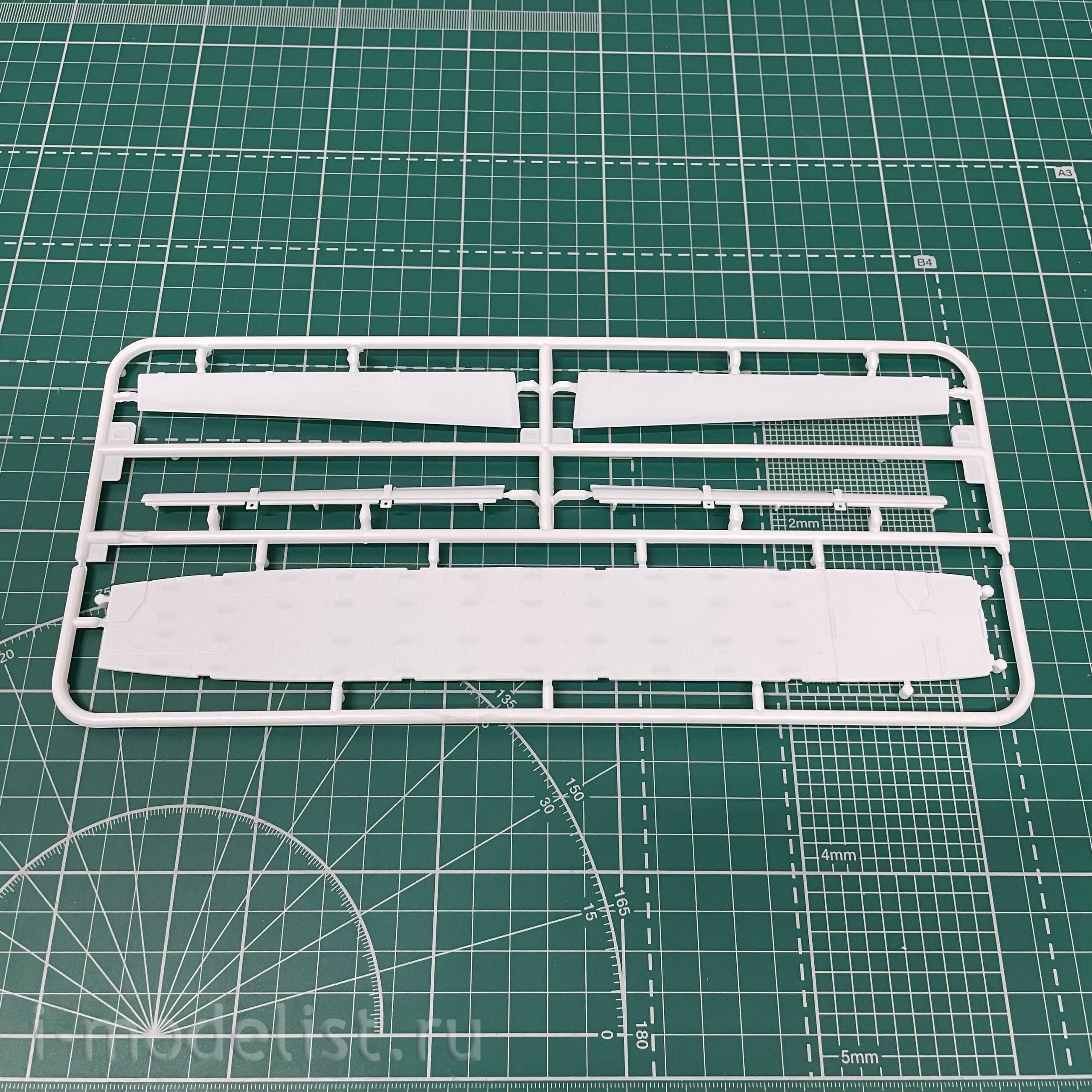 03920 Revell 1/72 C-54D 