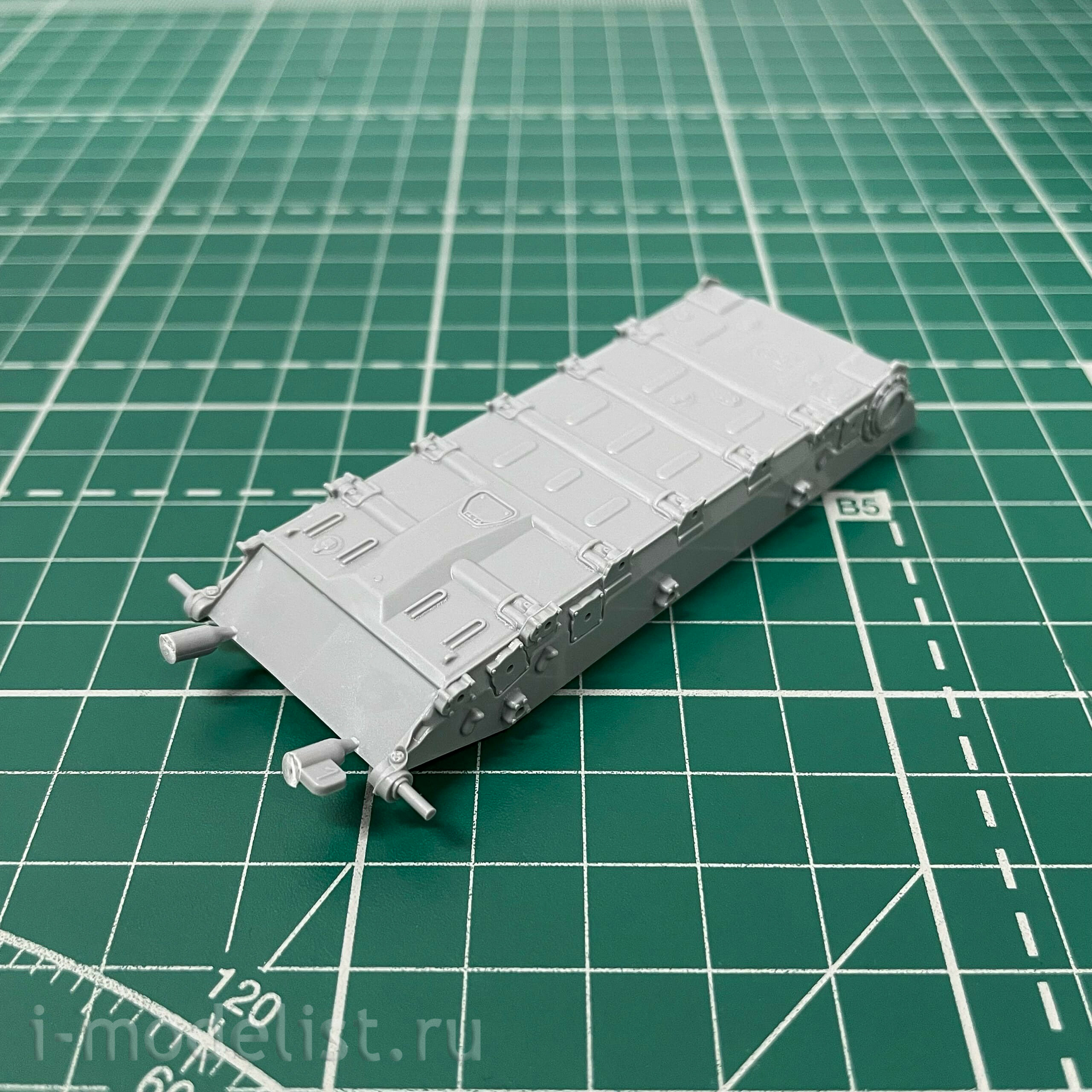 5020ПН Zvezda 1/72 Подарочный набор: Российский основной боевой танк Т-90