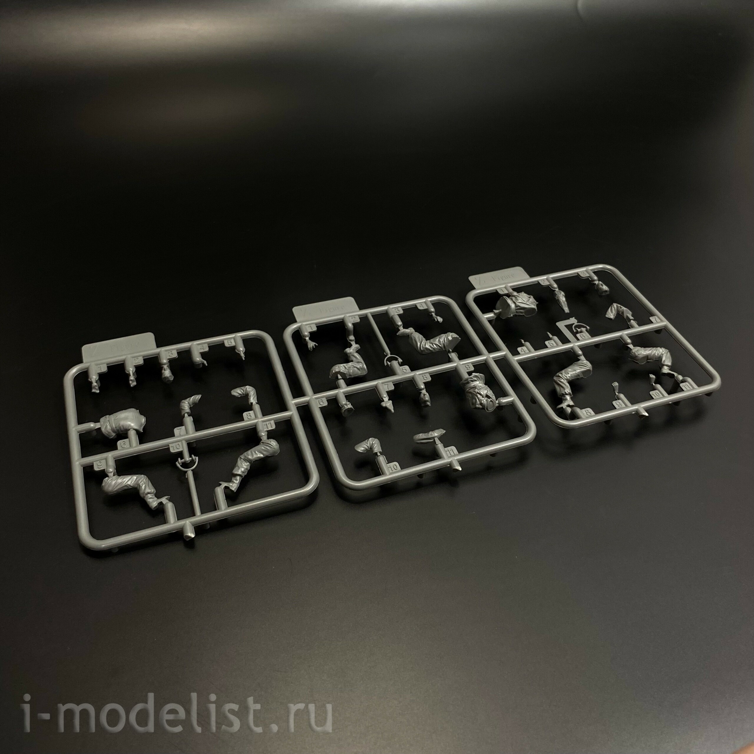 BT-045 Border Model 1/35 StuH 42 Ausf. G (раннее производство) с полным интерьером